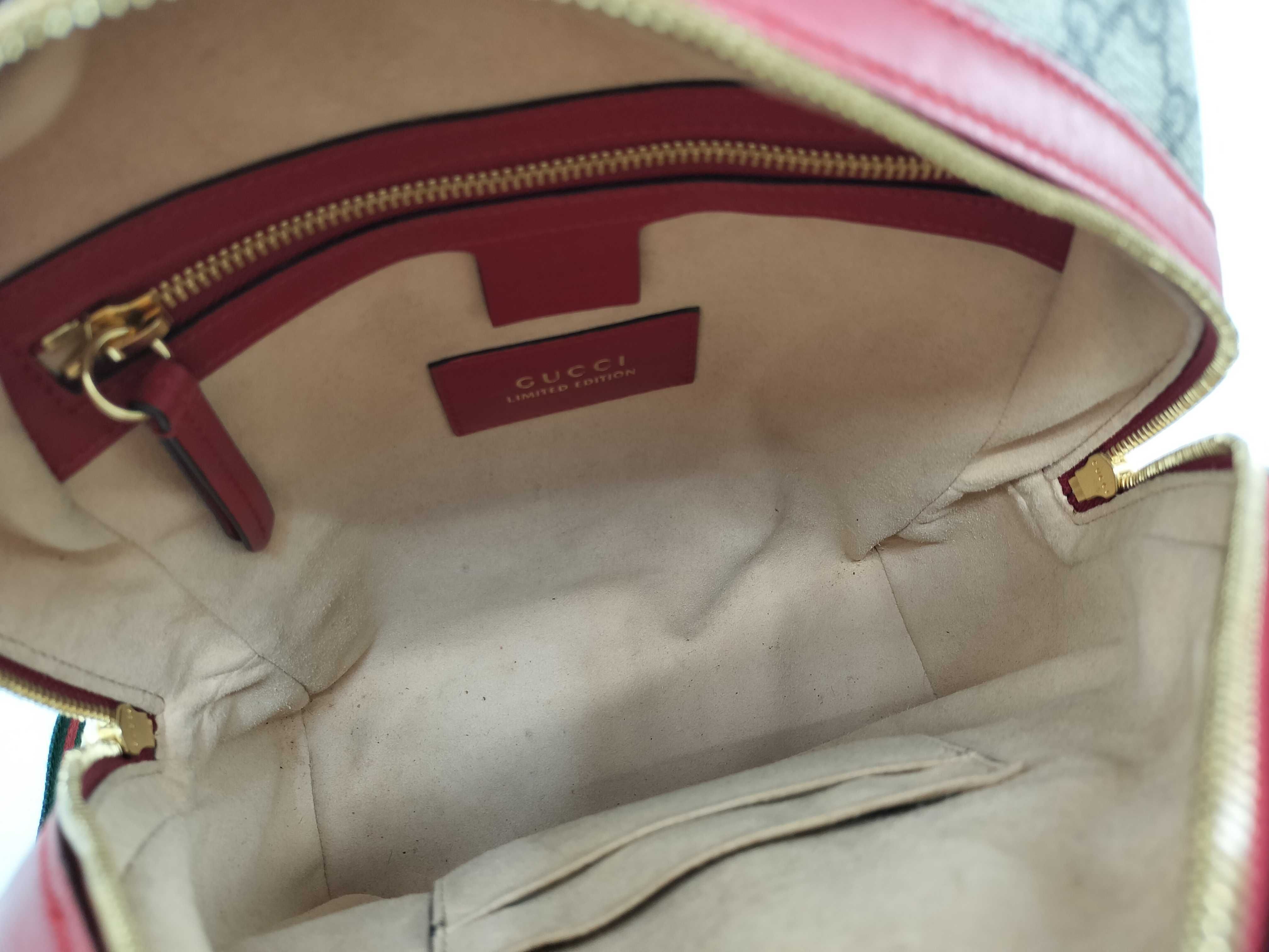 GG Supreme Gucci Rucksack — view 14