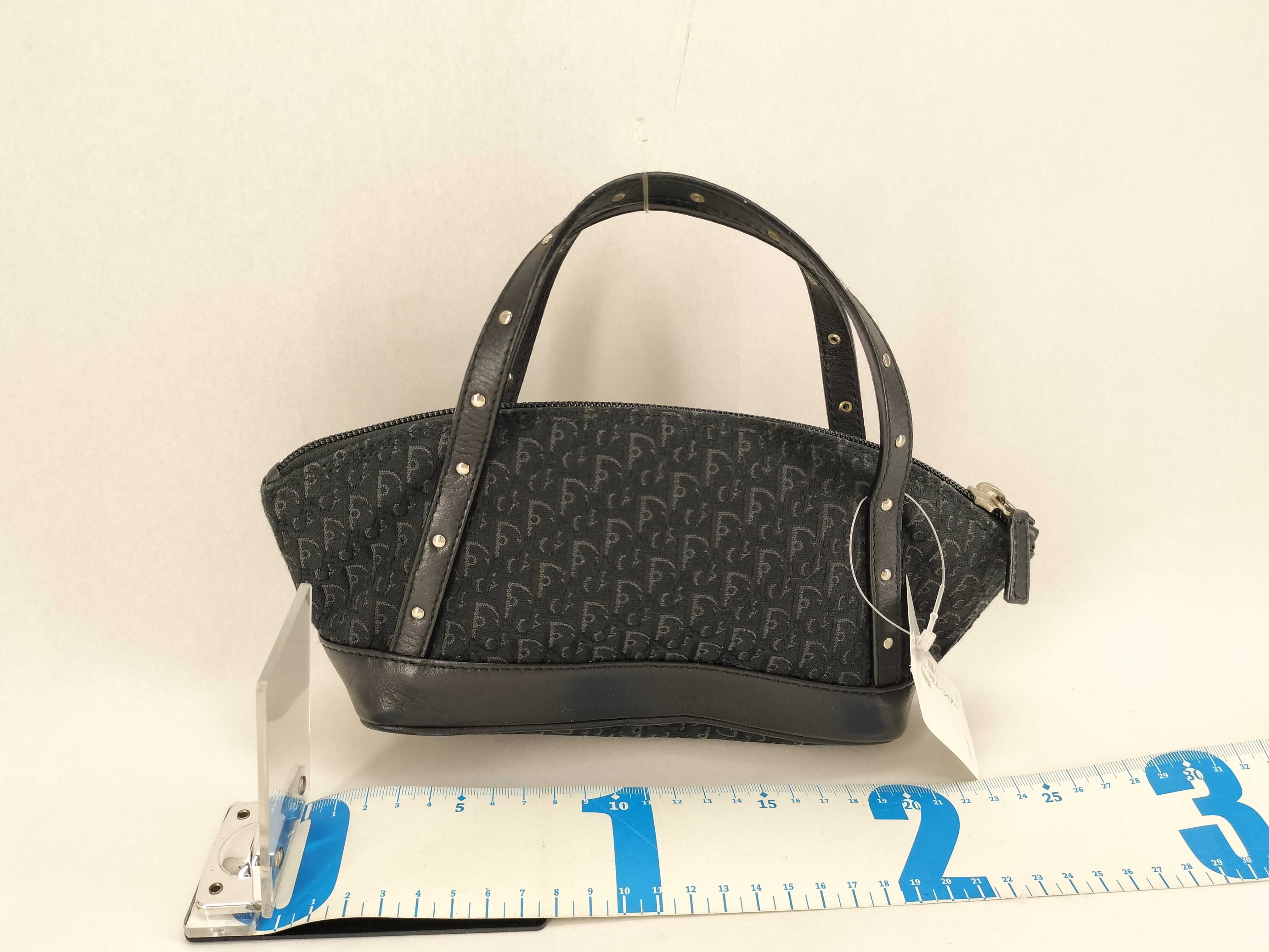 Trotter Accessory Pouch Street Chic Handbag — view 2
