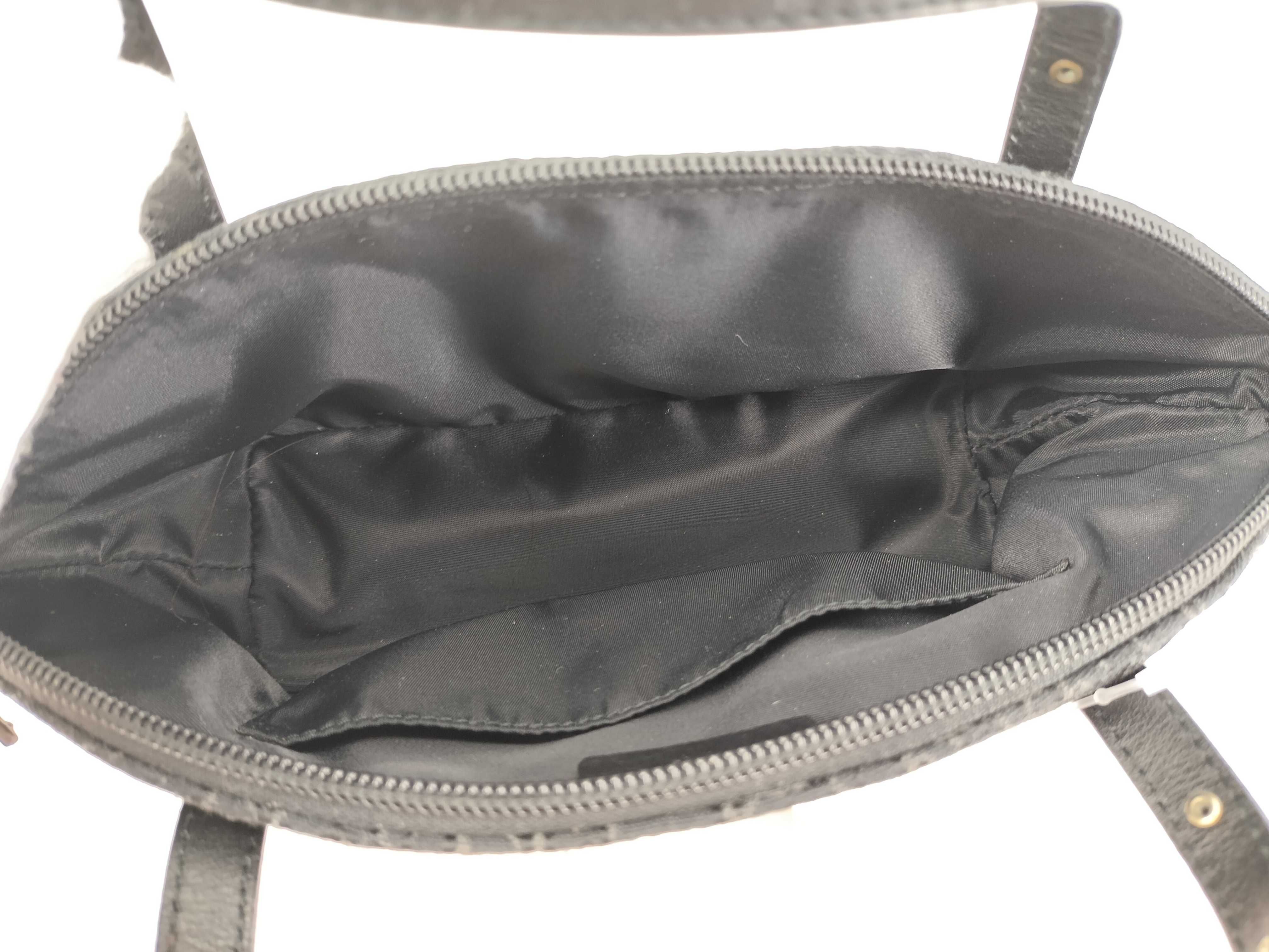 Trotter Accessory Pouch Street Chic Handbag — view 11