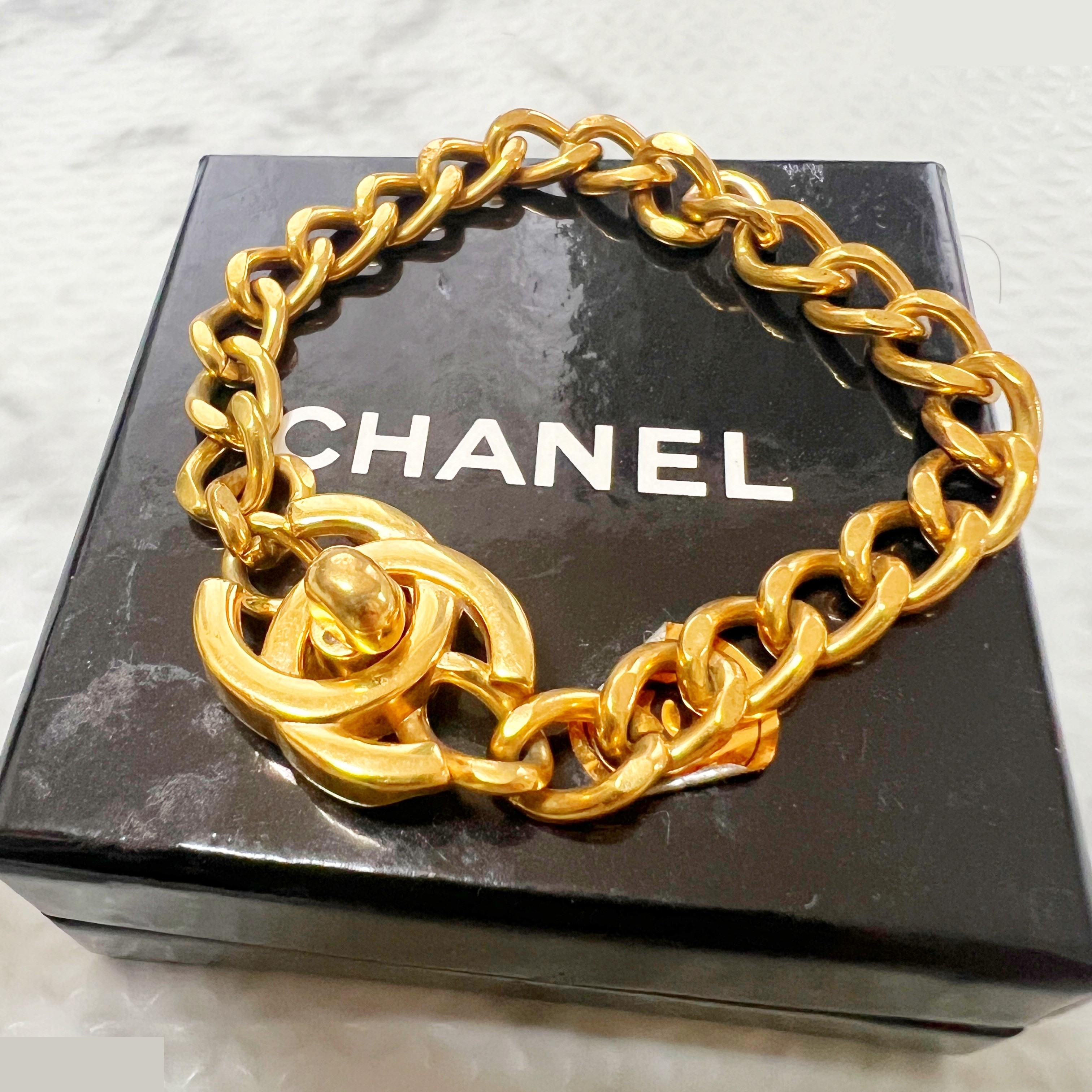 96P Turnlock Coco Mark Chain Bracelet, Wrist Circumference Approx. 16cm