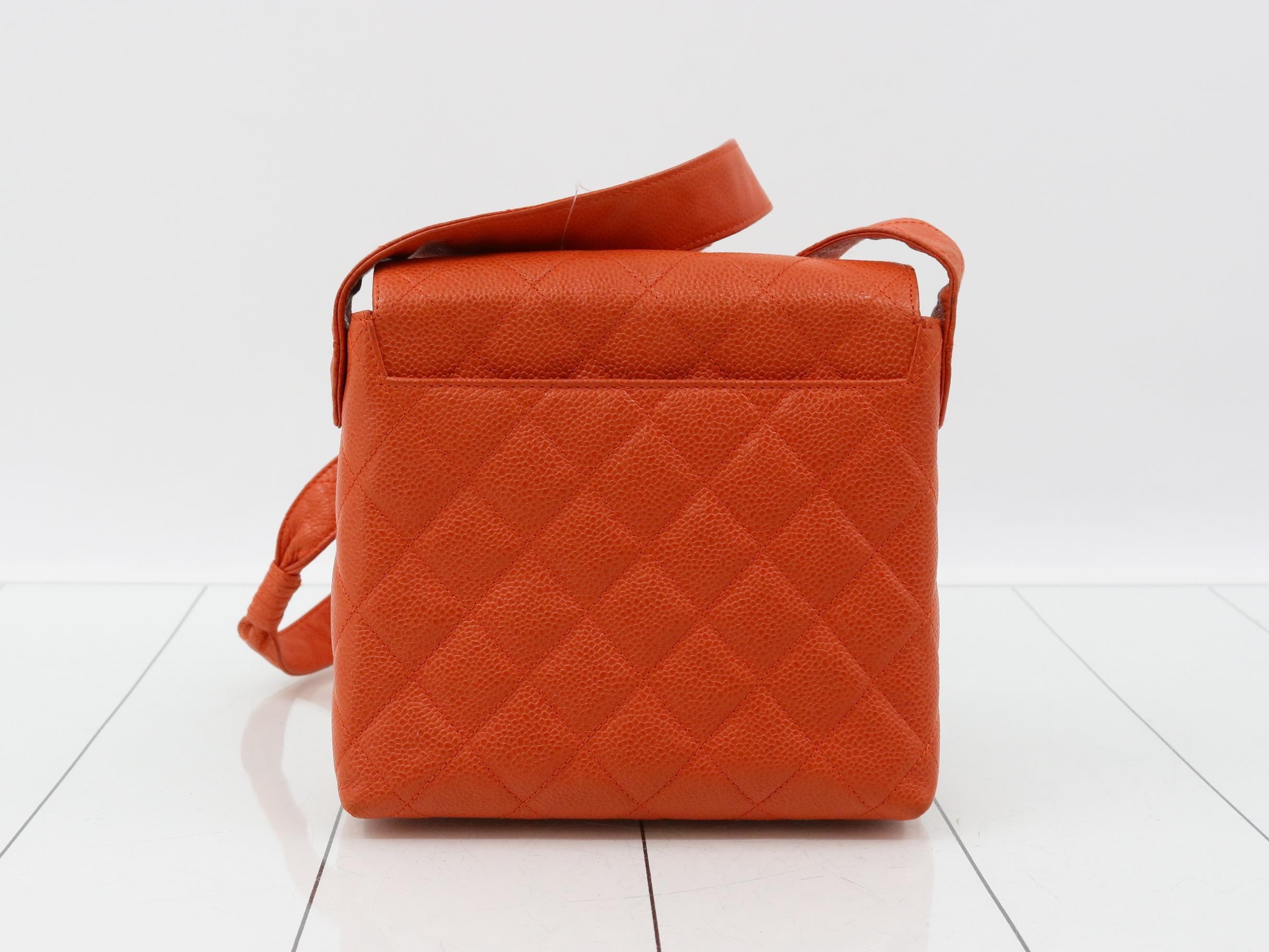 Caviar leather matelassé shoulder bag — view 2