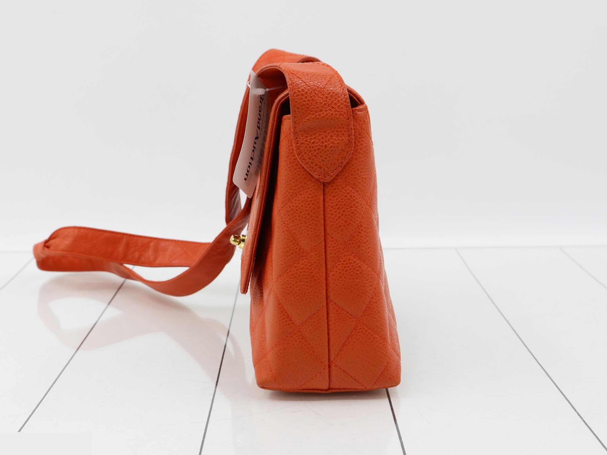 Caviar leather matelassé shoulder bag — view 3