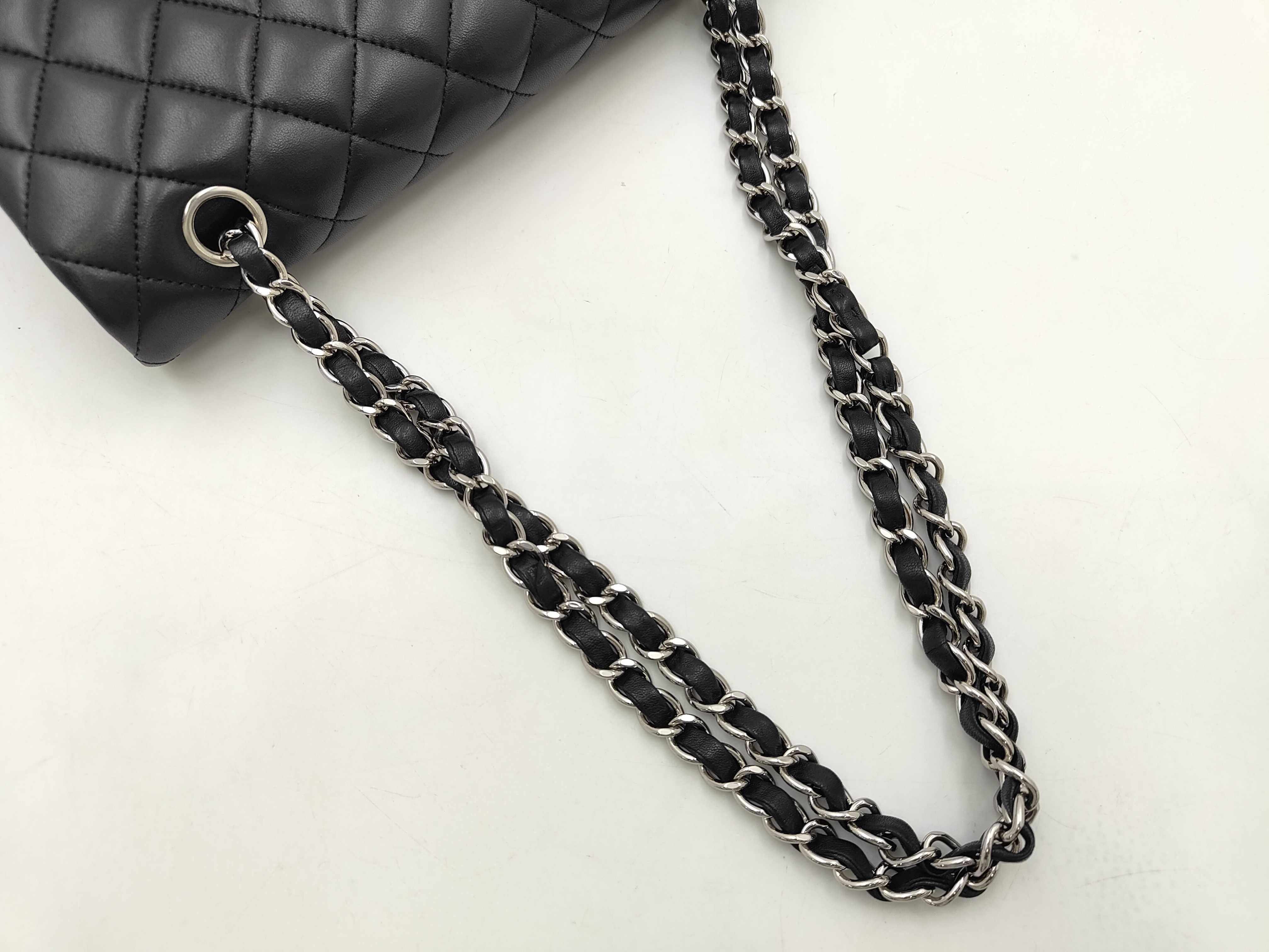 W-Flap 25 Chain Shoulder Bag, Matelassé Lambskin, Black, SS Shoulder Bag — view 3