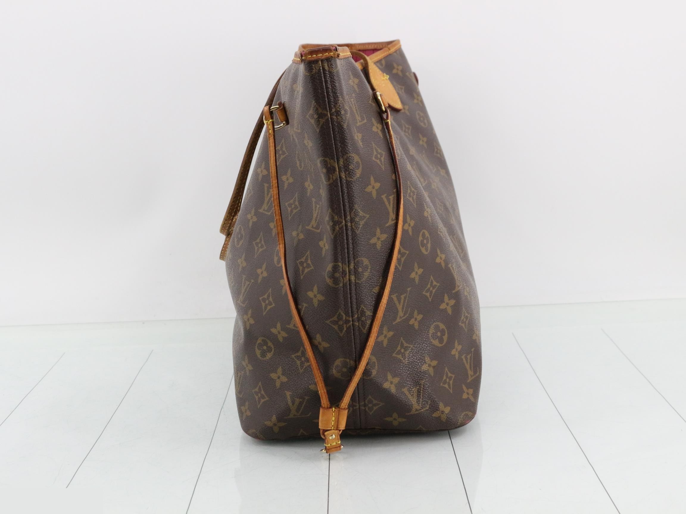 Neverfull — view 3