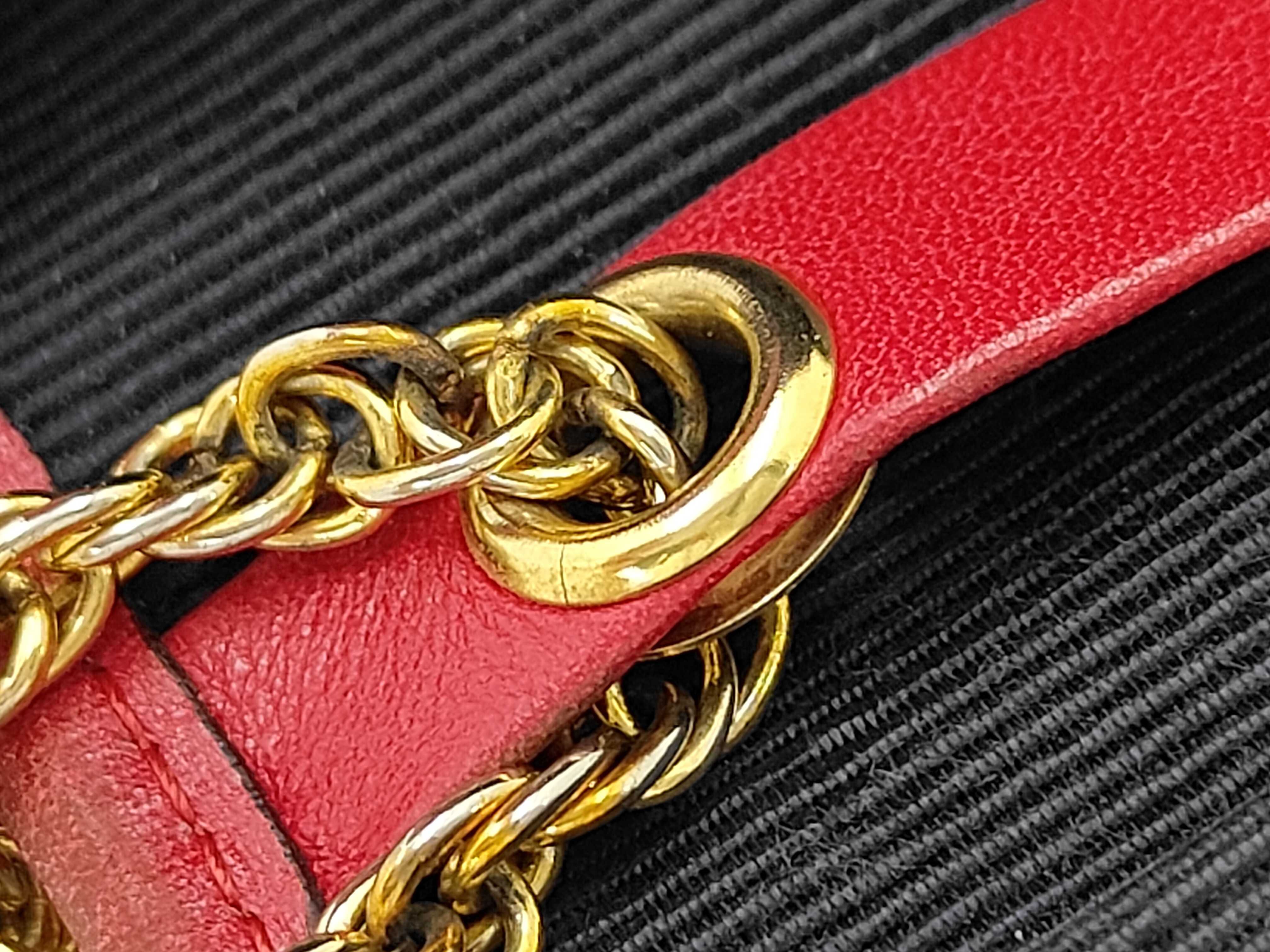 SG - Lambskin Shoulder Bag Gold Hardware — view 7