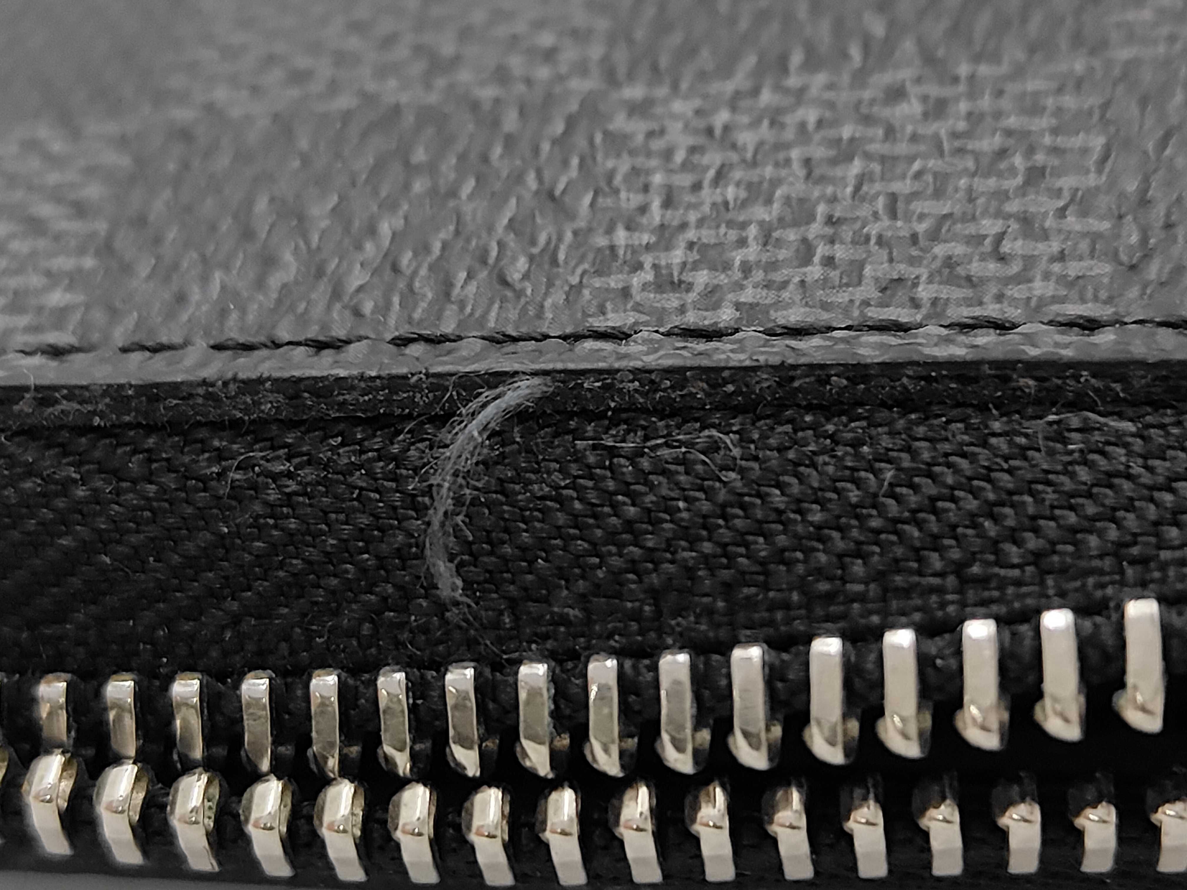 Damier Graphite Trunk & Lock Zippy Organizer Wallet — view 4