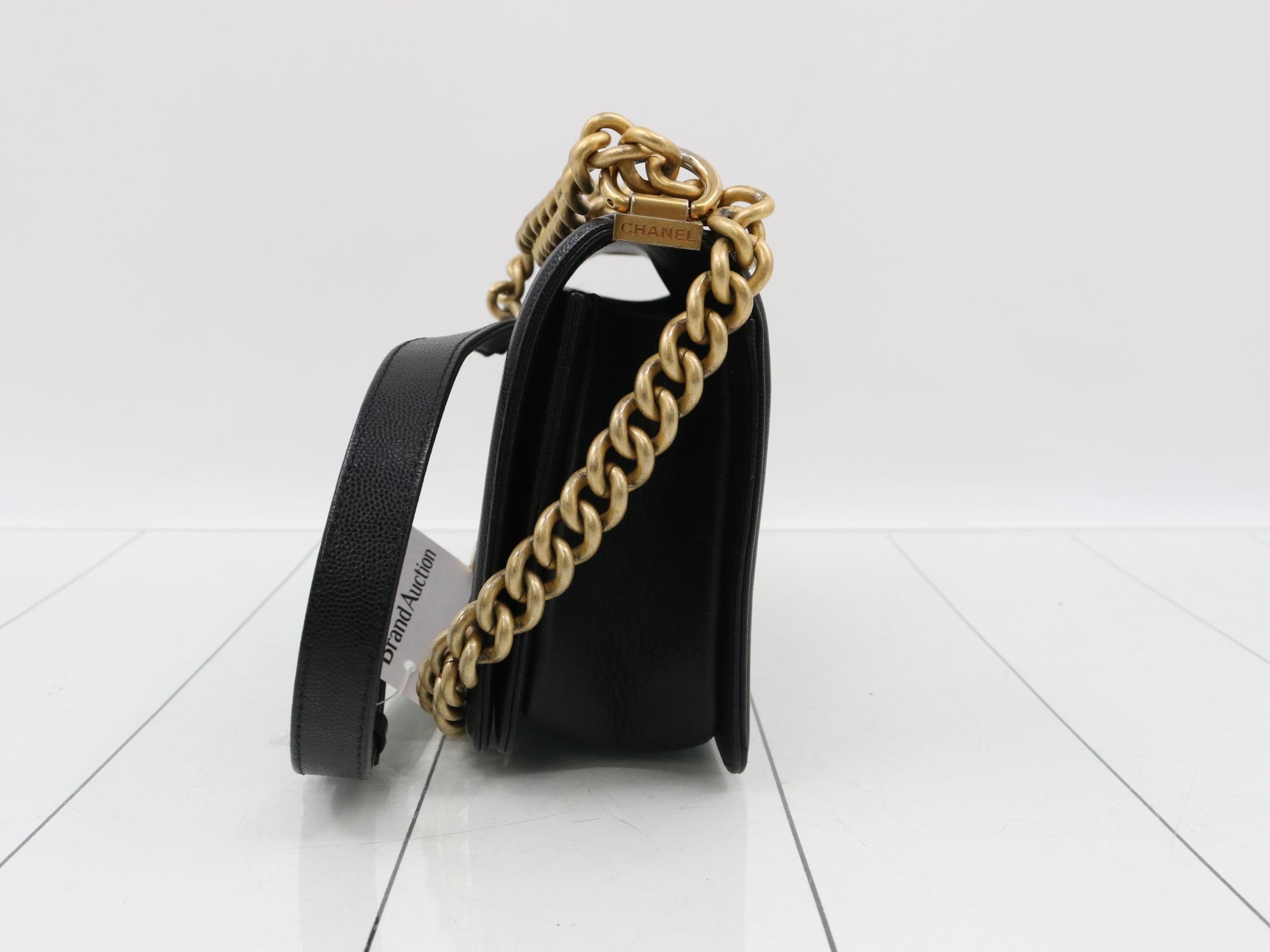 Caviar Skin Boy Chanel Black — view 3