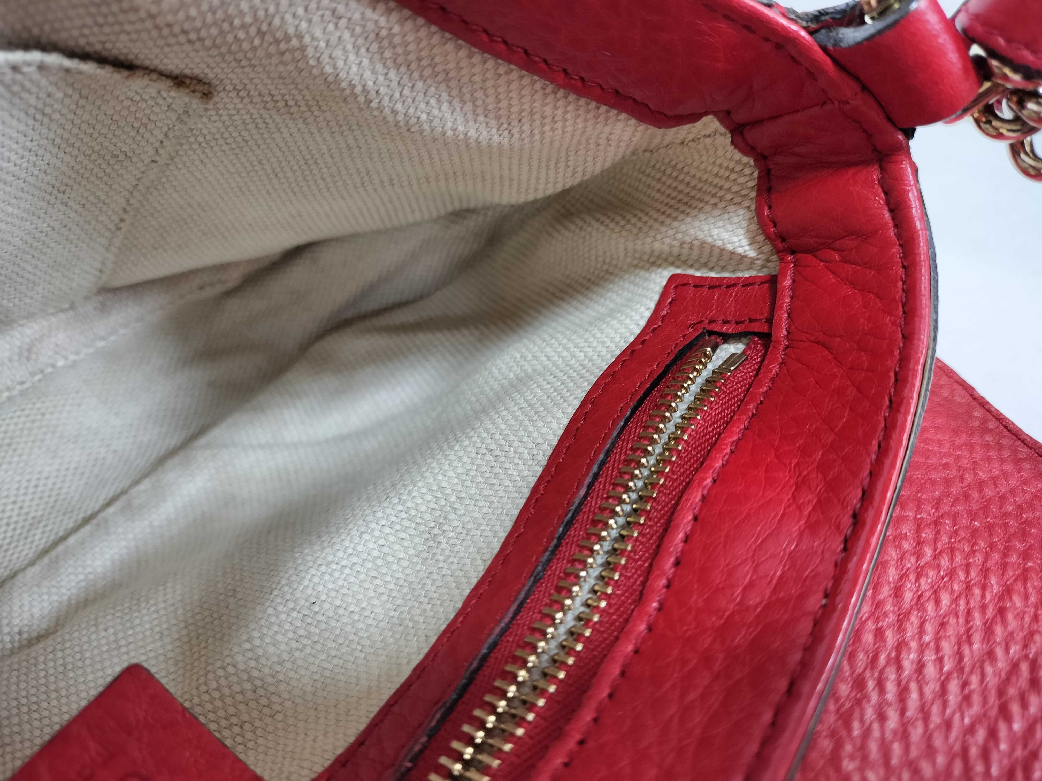 Soho Interlocking Tassel Chain Flap Bag Shoulder Bag — view 11
