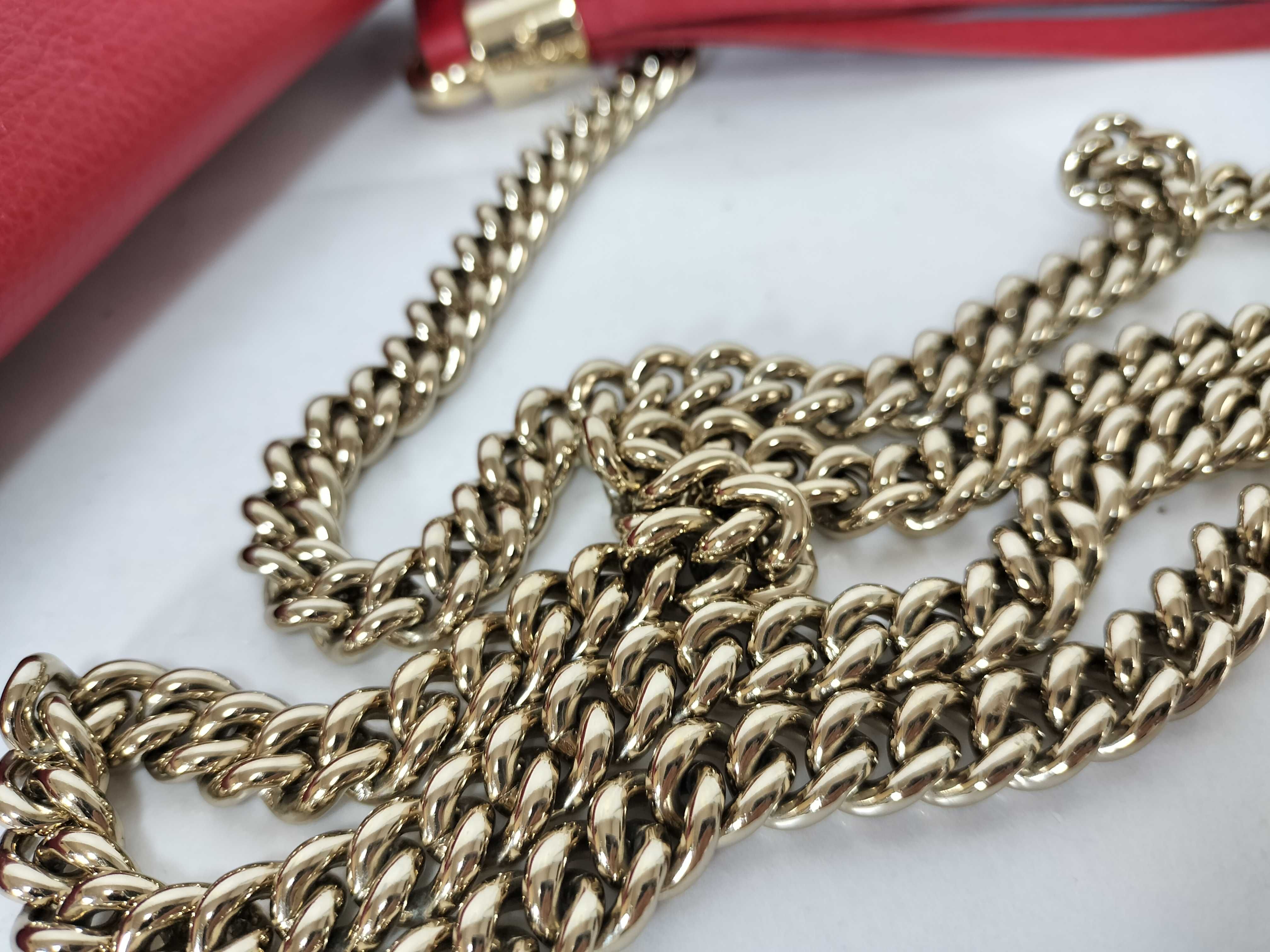 Soho Interlocking Tassel Chain Flap Bag Shoulder Bag — view 4