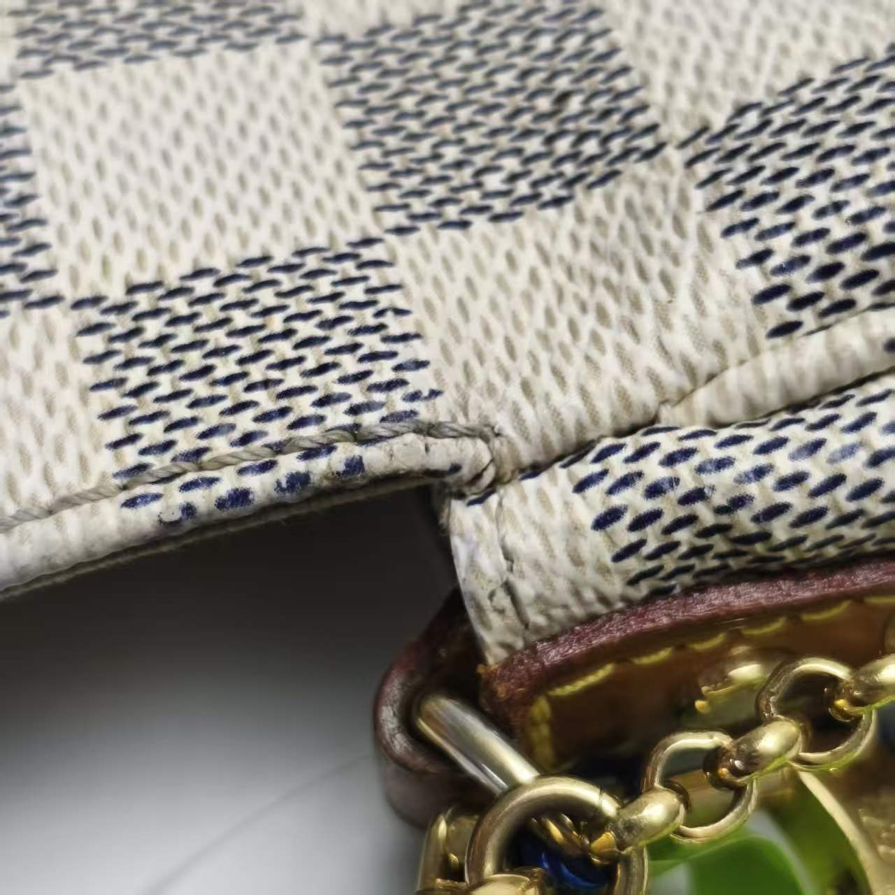 【*Shipped from: China*】LOUIS VUITTON Favorite PU Shoulder Bag — view 9