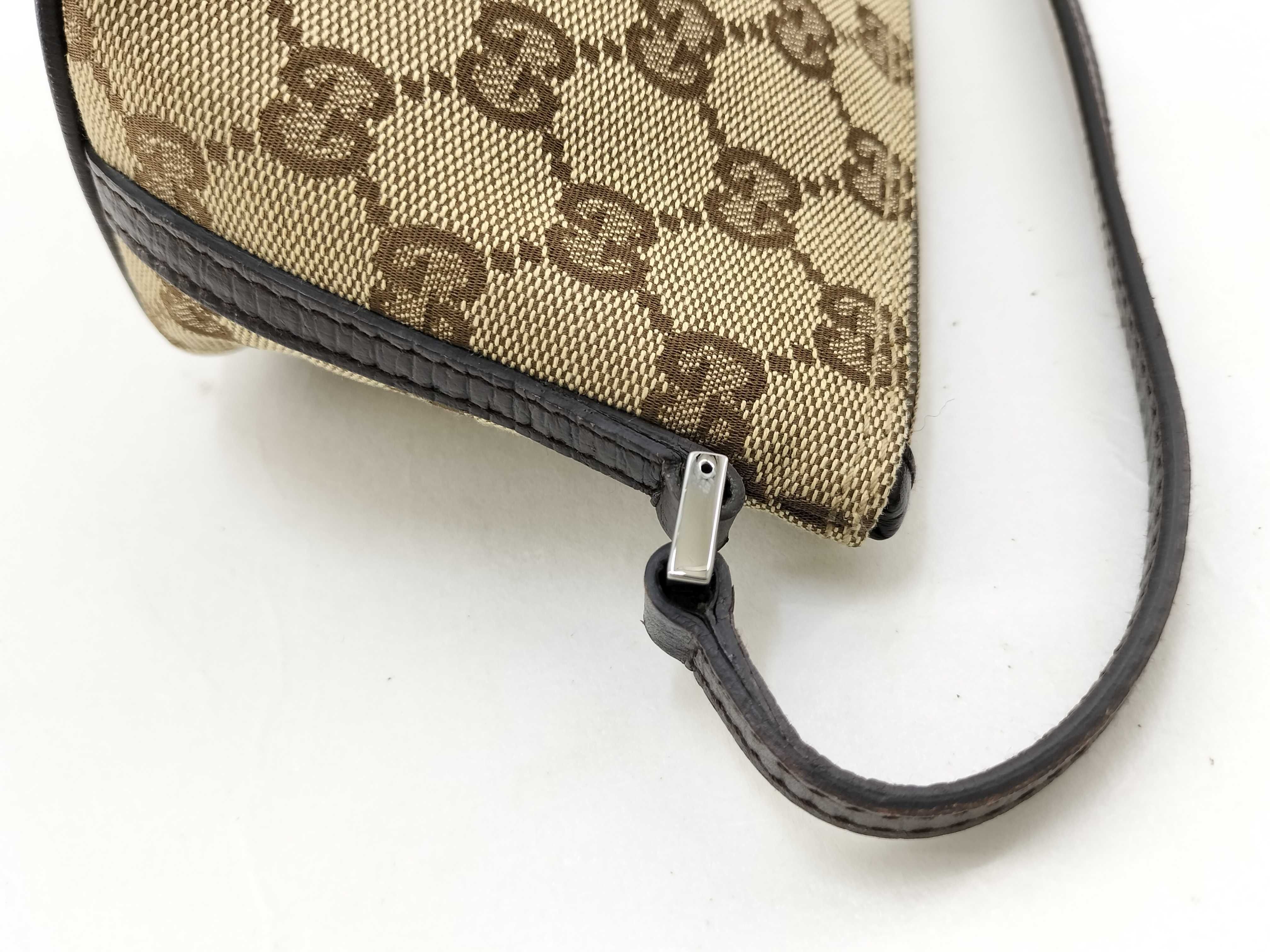 GG Canvas Accessory Pouch GG Canvas Handbag — view 7
