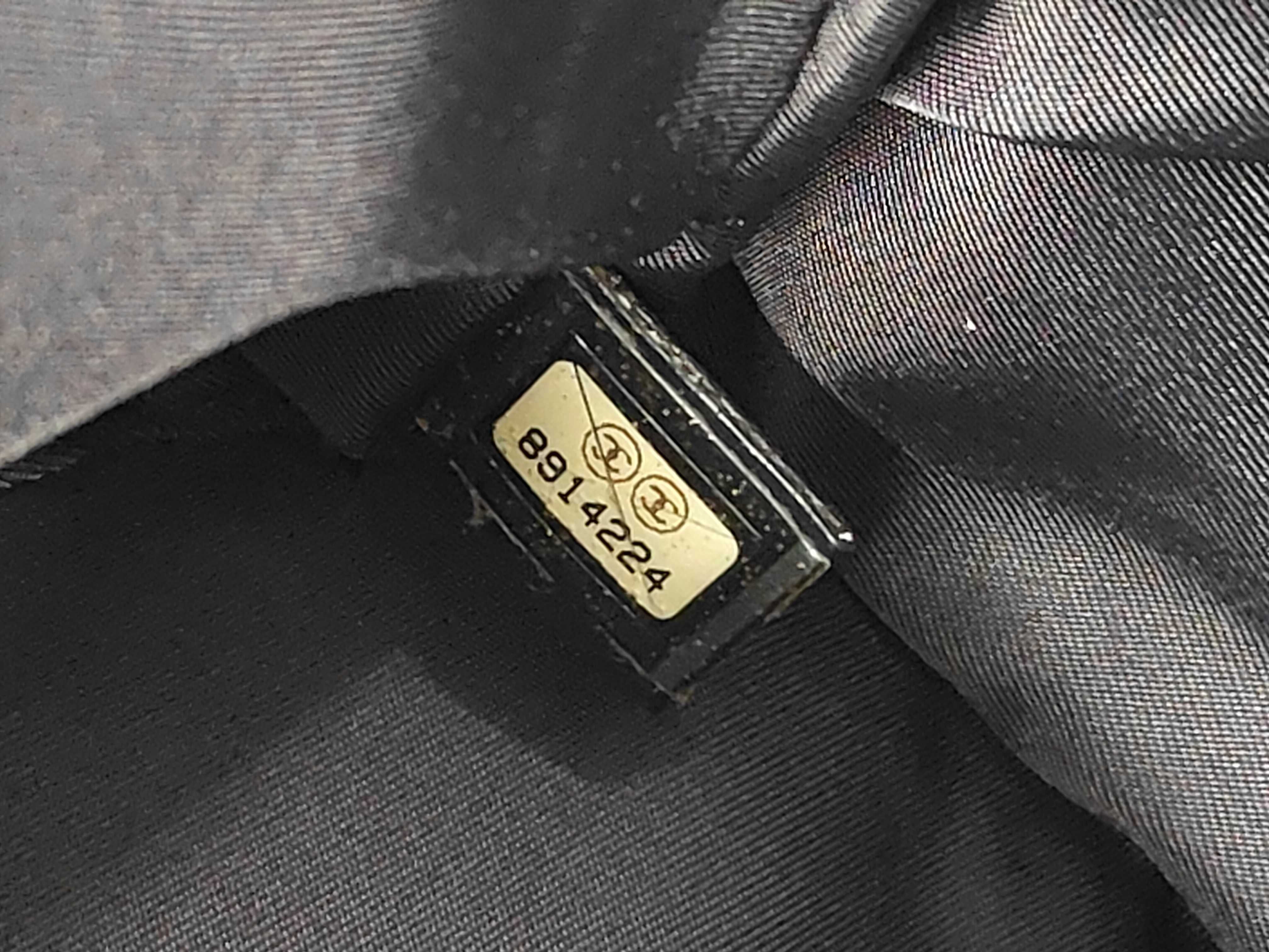 New Travel Line Nylon x Leather Black Gold Hardware Tote Bag — view 9