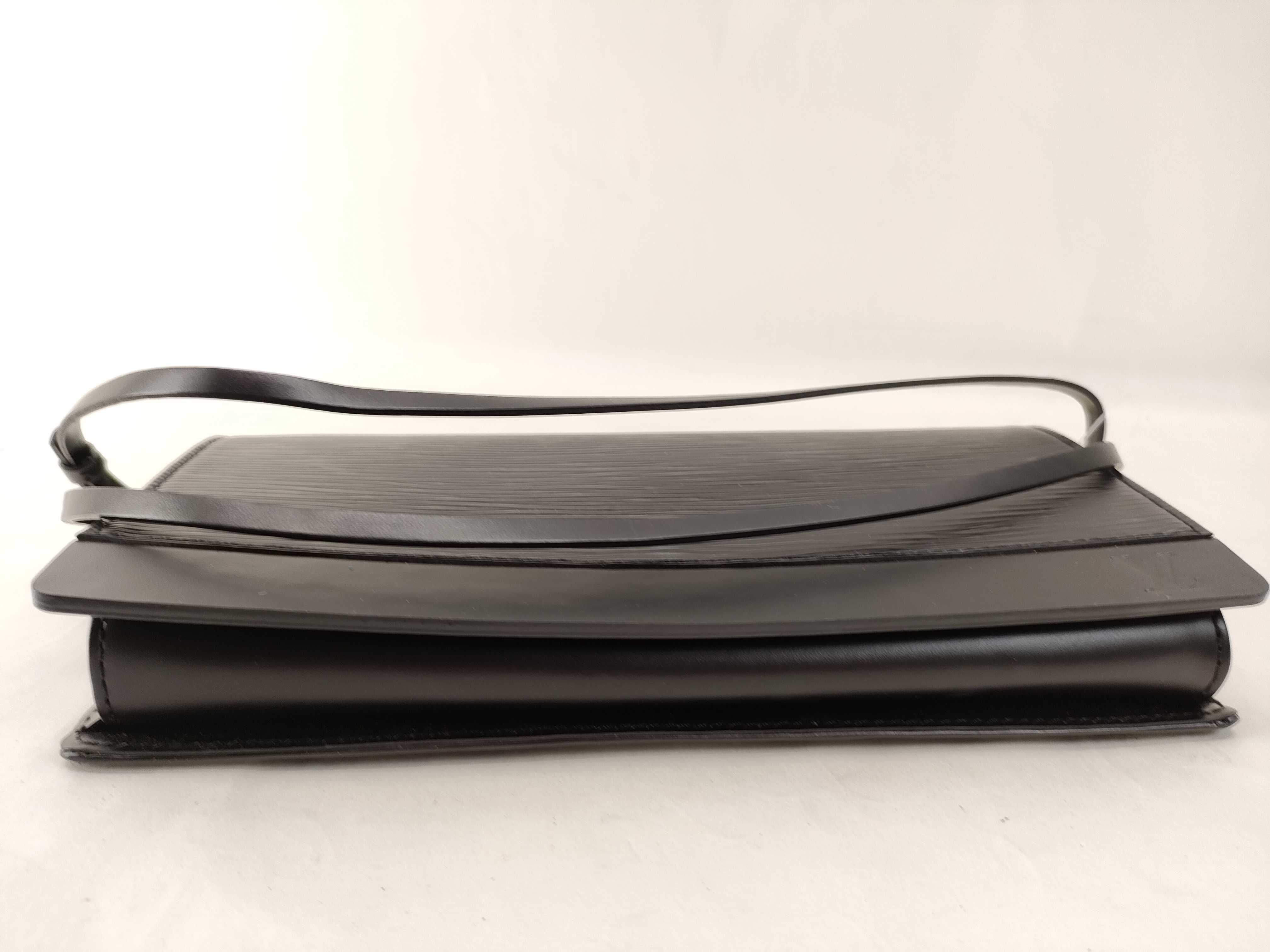 Epi Honfleur Shoulder Bag — view 5