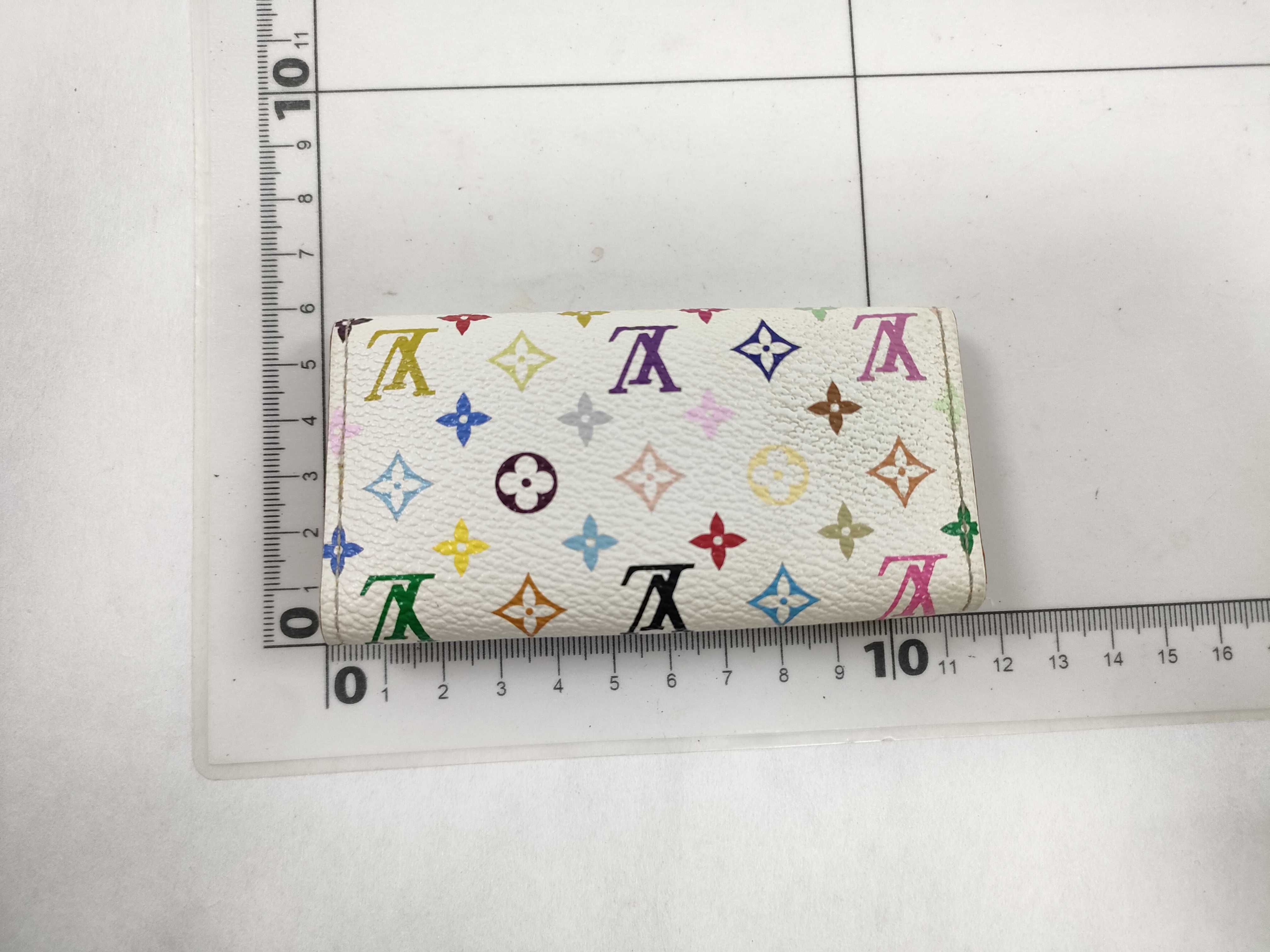 Monogram Multicolor LV Monogram Multicolor Multicles 4 M60043/FL4007 Box, Dust Bag, Key Case/Keychain — view 2