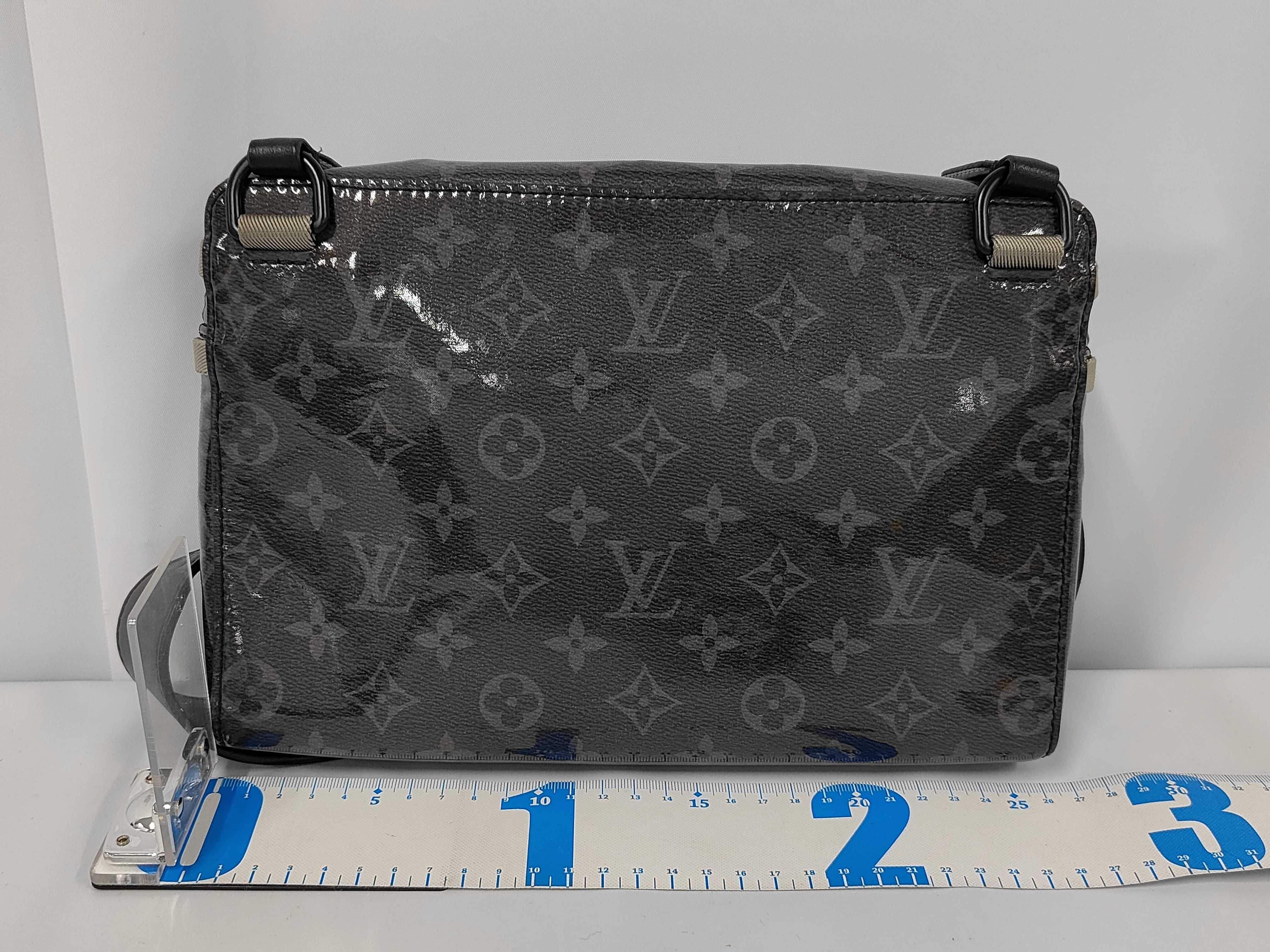 Monogram Eclipse Messenger PM M52218 PL2128 Shoulder Bag — view 2