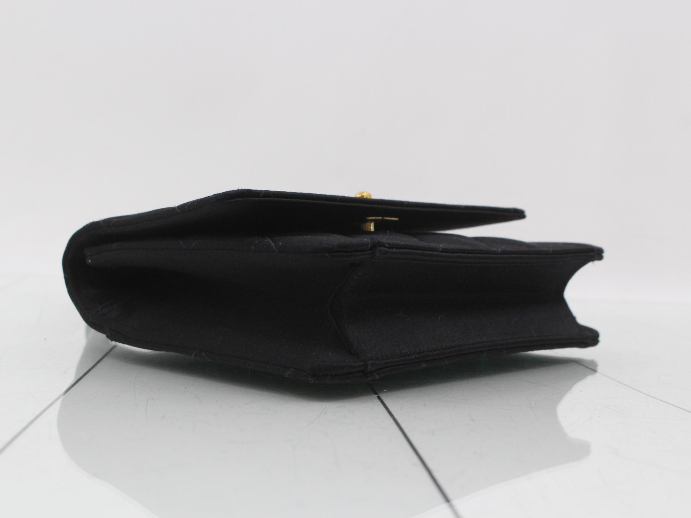 Matelassé (bag) - Shoulder bag - Satin - Black — view 5