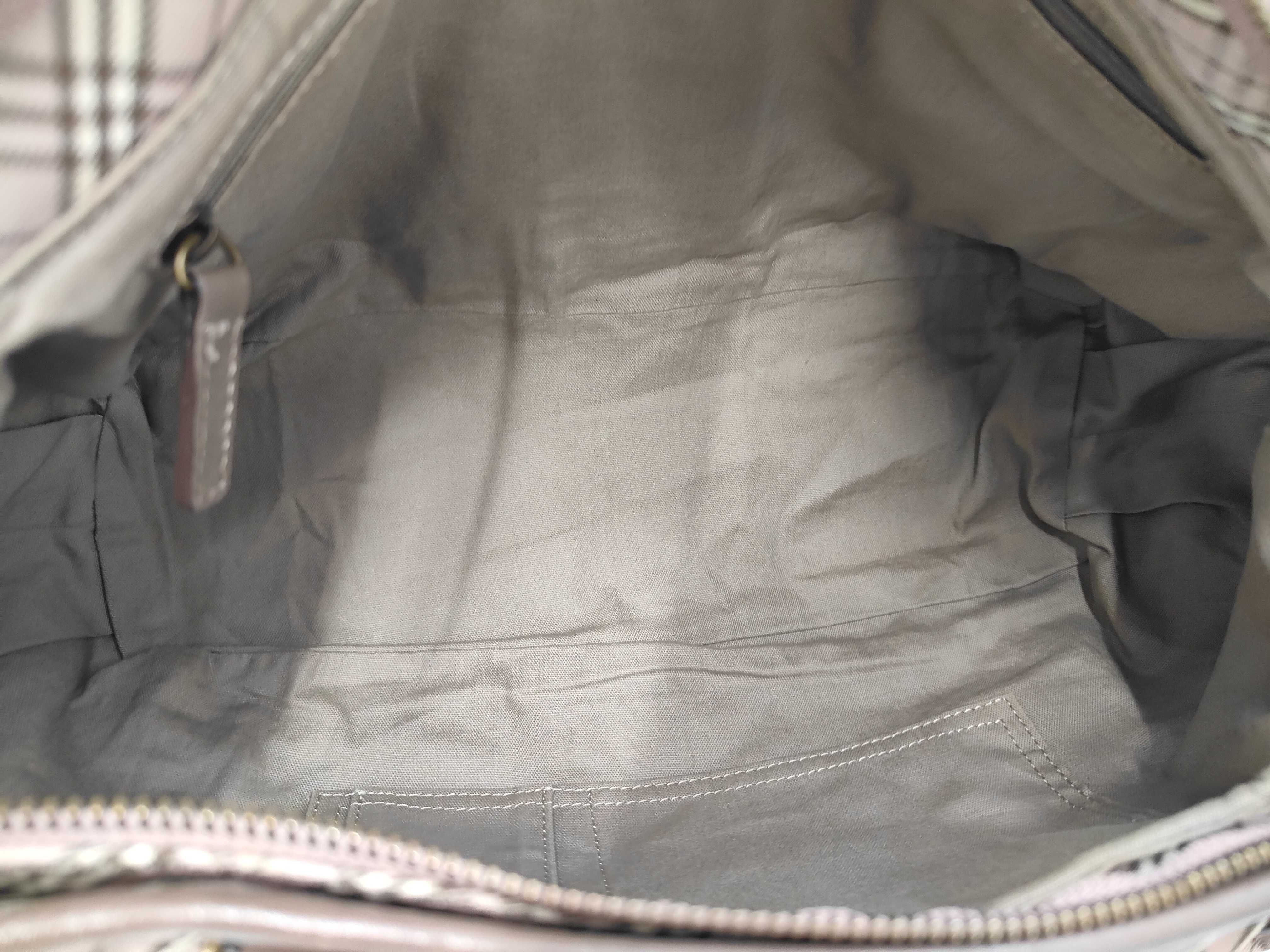 Blue Label Burberry Tote Bag — view 9