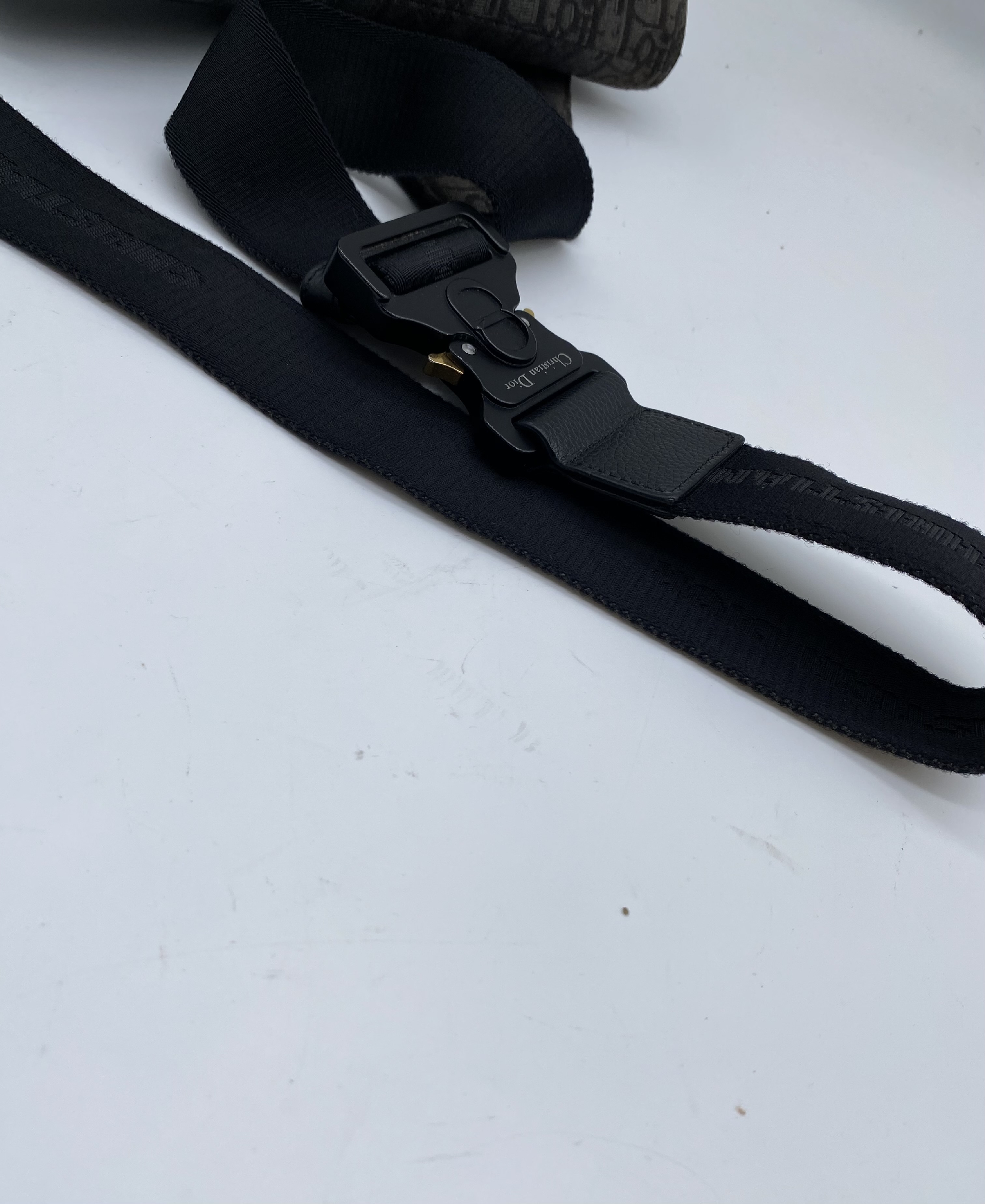 Saddle Bag Trotter Oblique Shoulder Bag — view 6