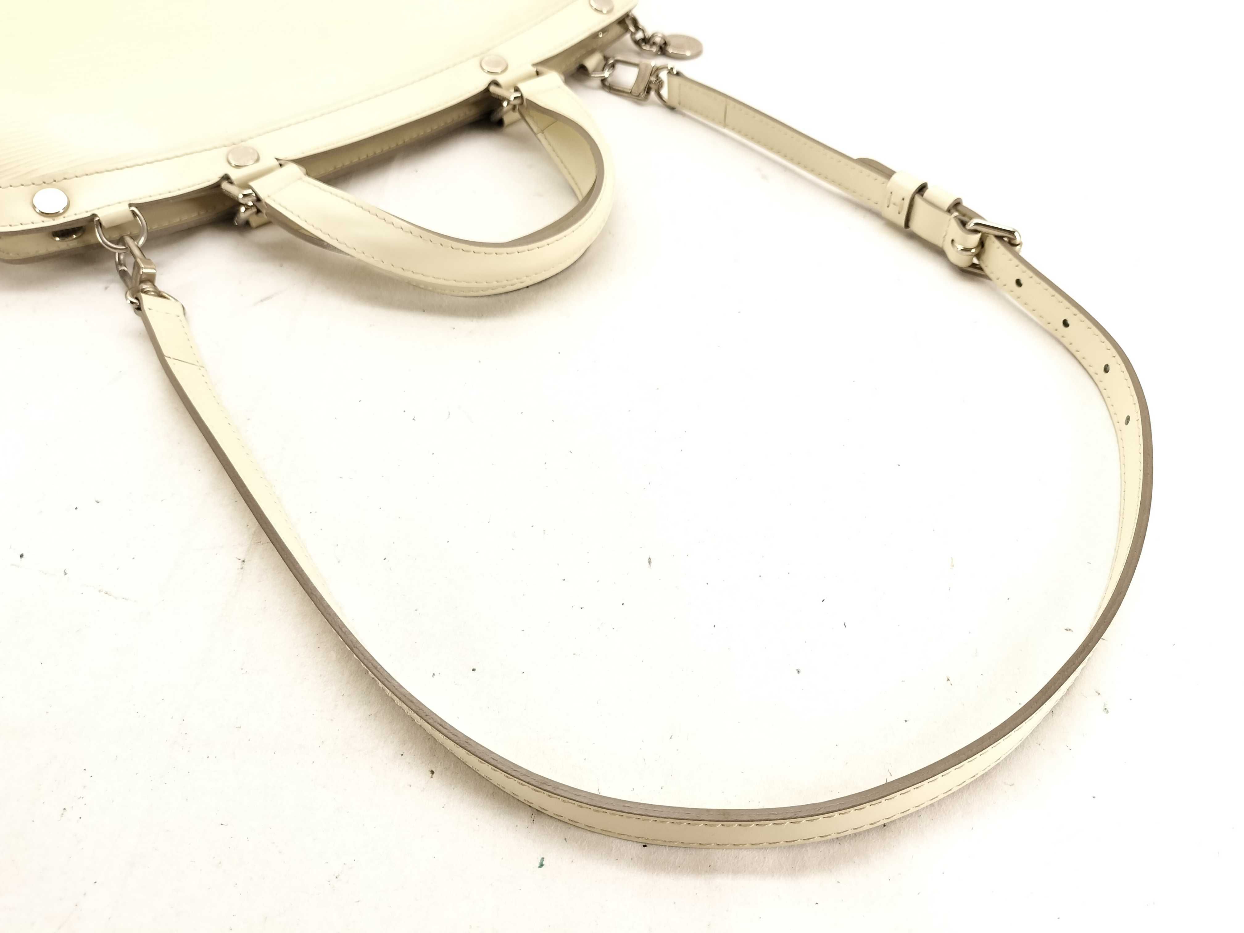 Epi Leather Handbag Shoulder Bag Handbag — view 4