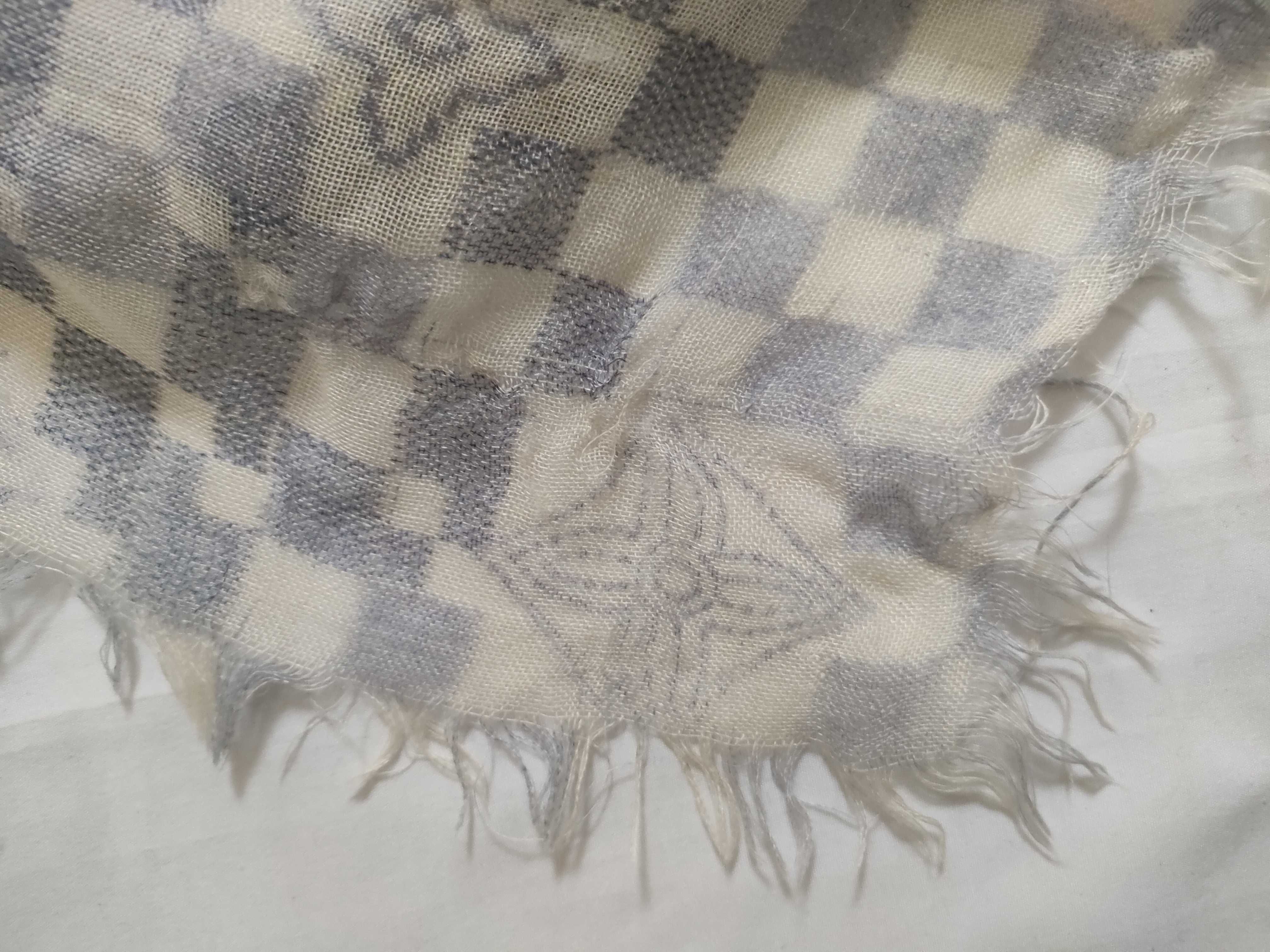 Stole and other accessories — view 11