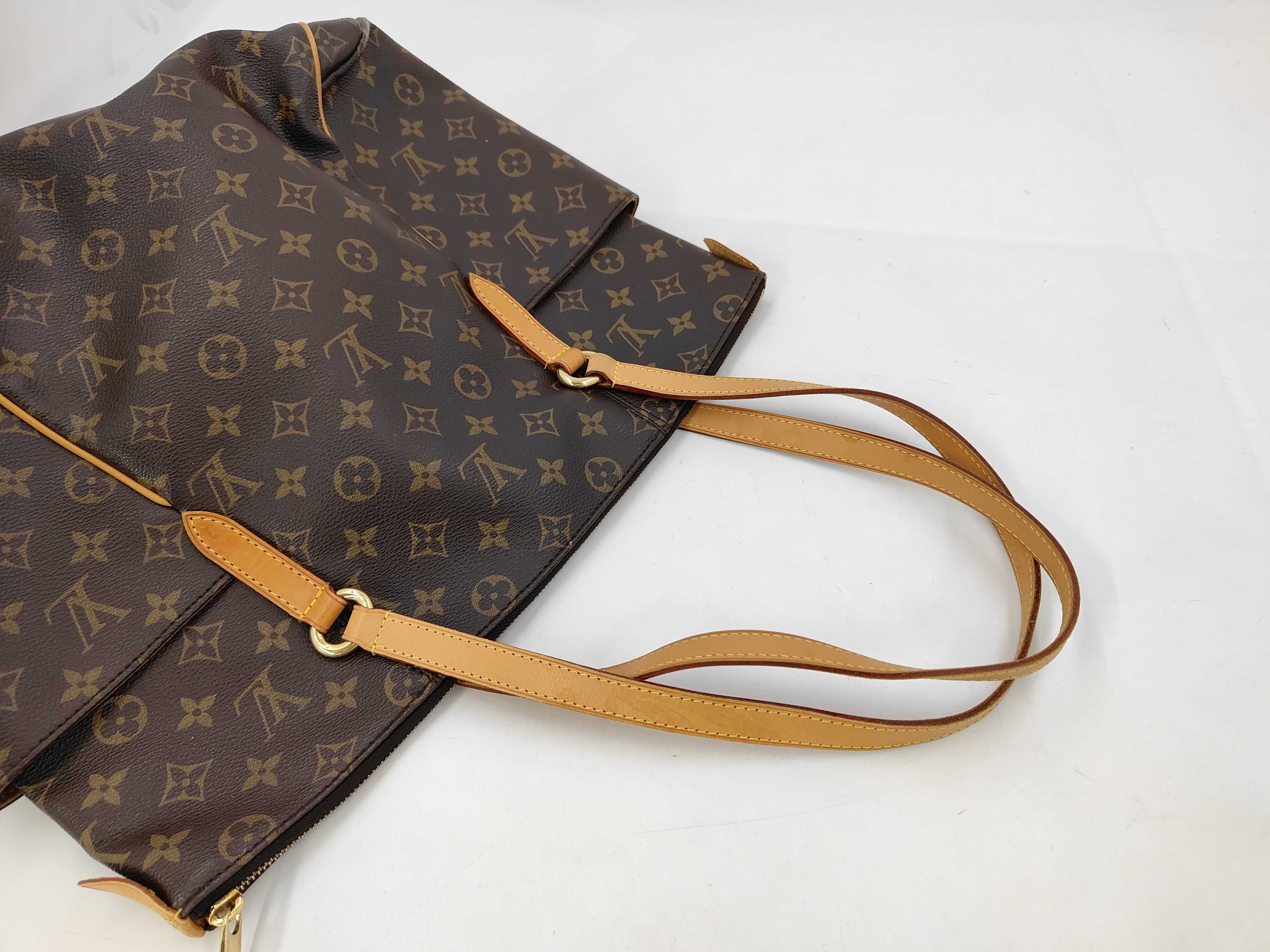 Monogram Bag M56689 TOTALLY MM TJ0150 Tote Bag — view 6
