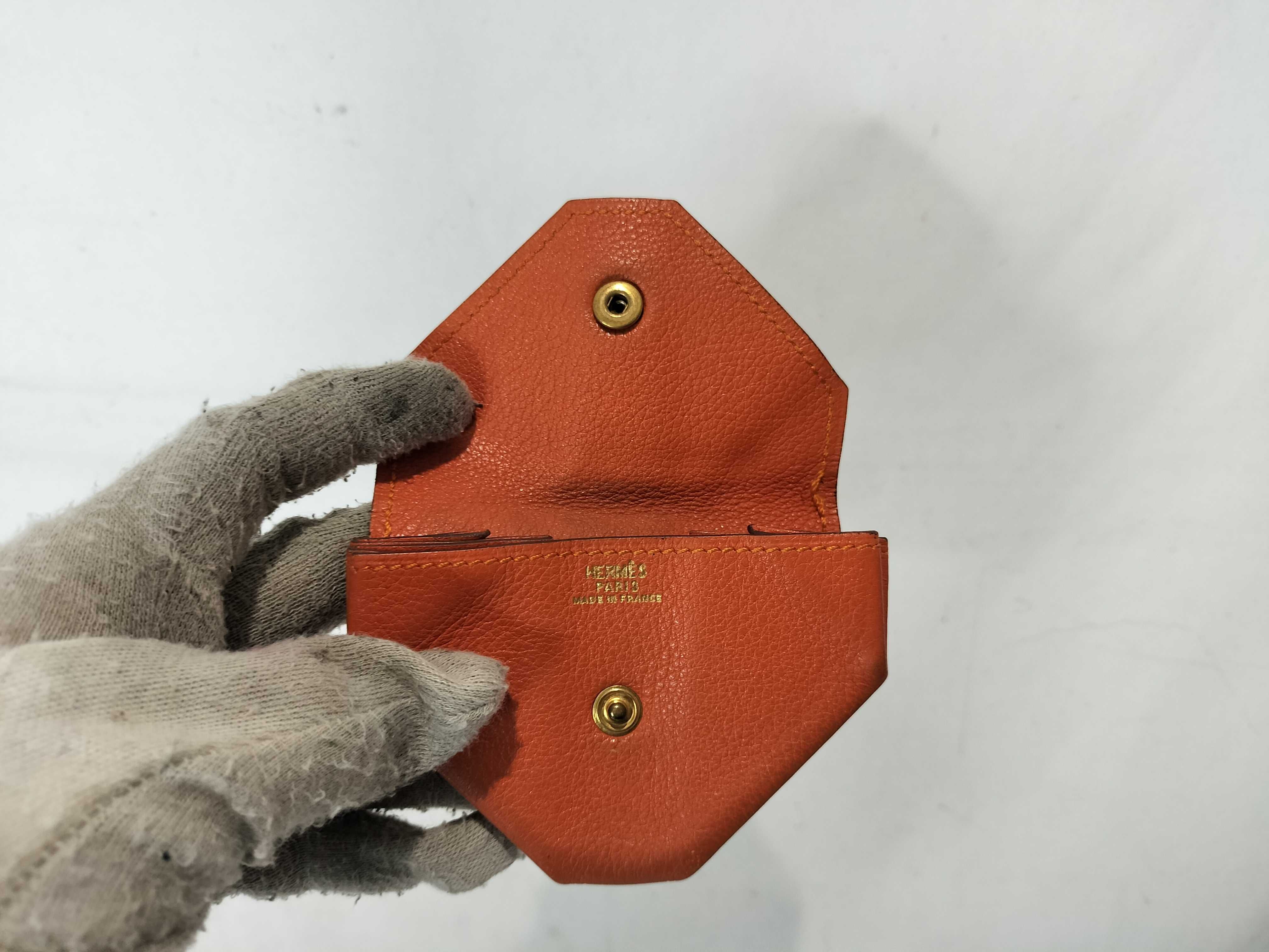 Vanquatriole Coin Case — view 7