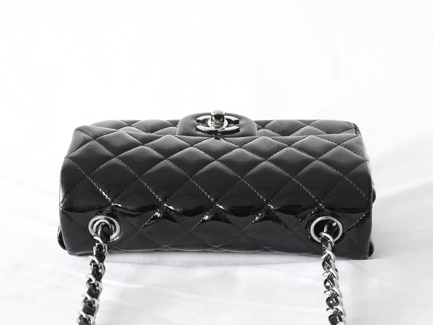 Mini Matelassé 20 Enamel Chain Shoulder Bag, Black — view 8