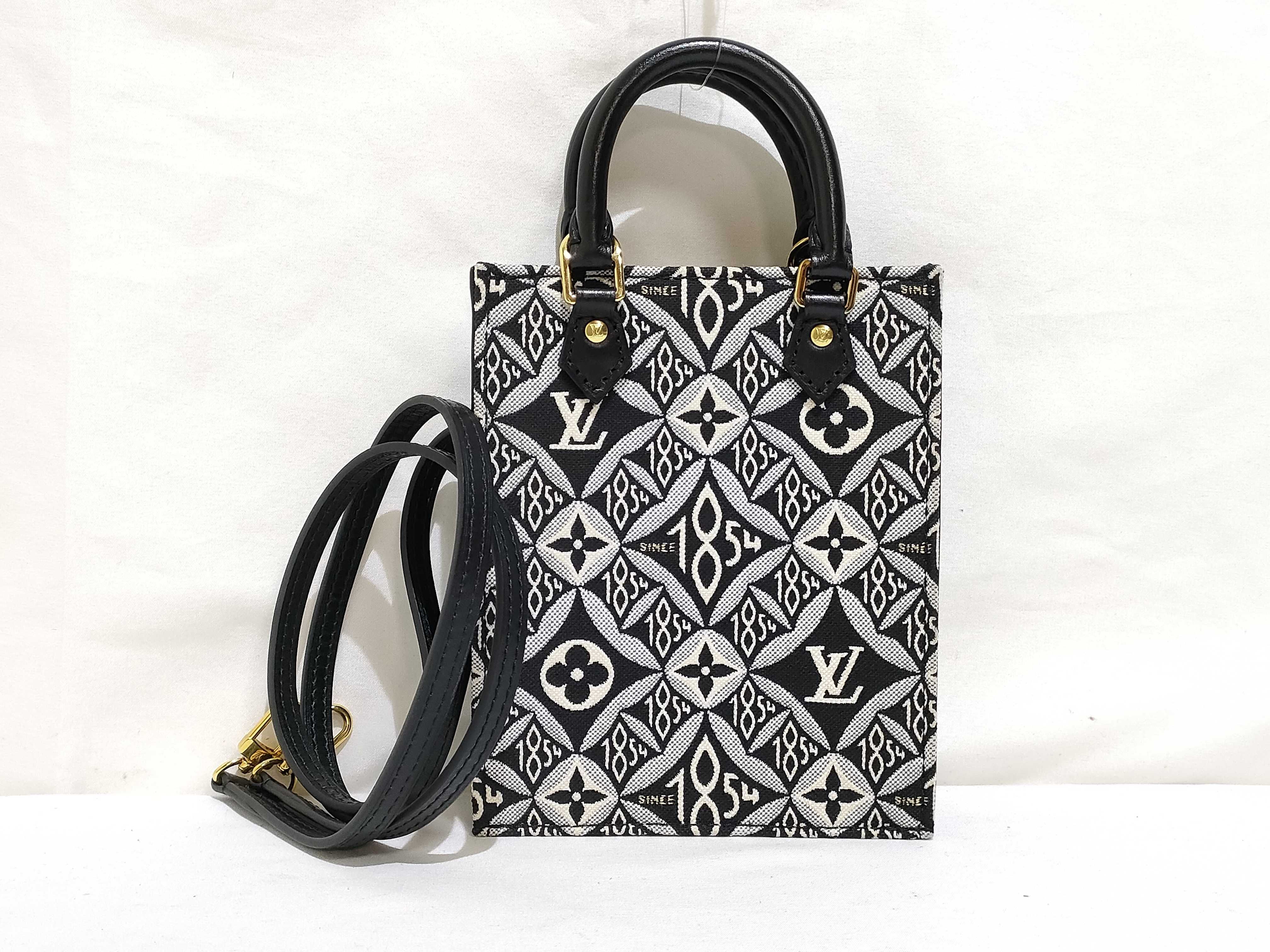 Petite Sac Plat 1854 2-way Tote Bag Handbag