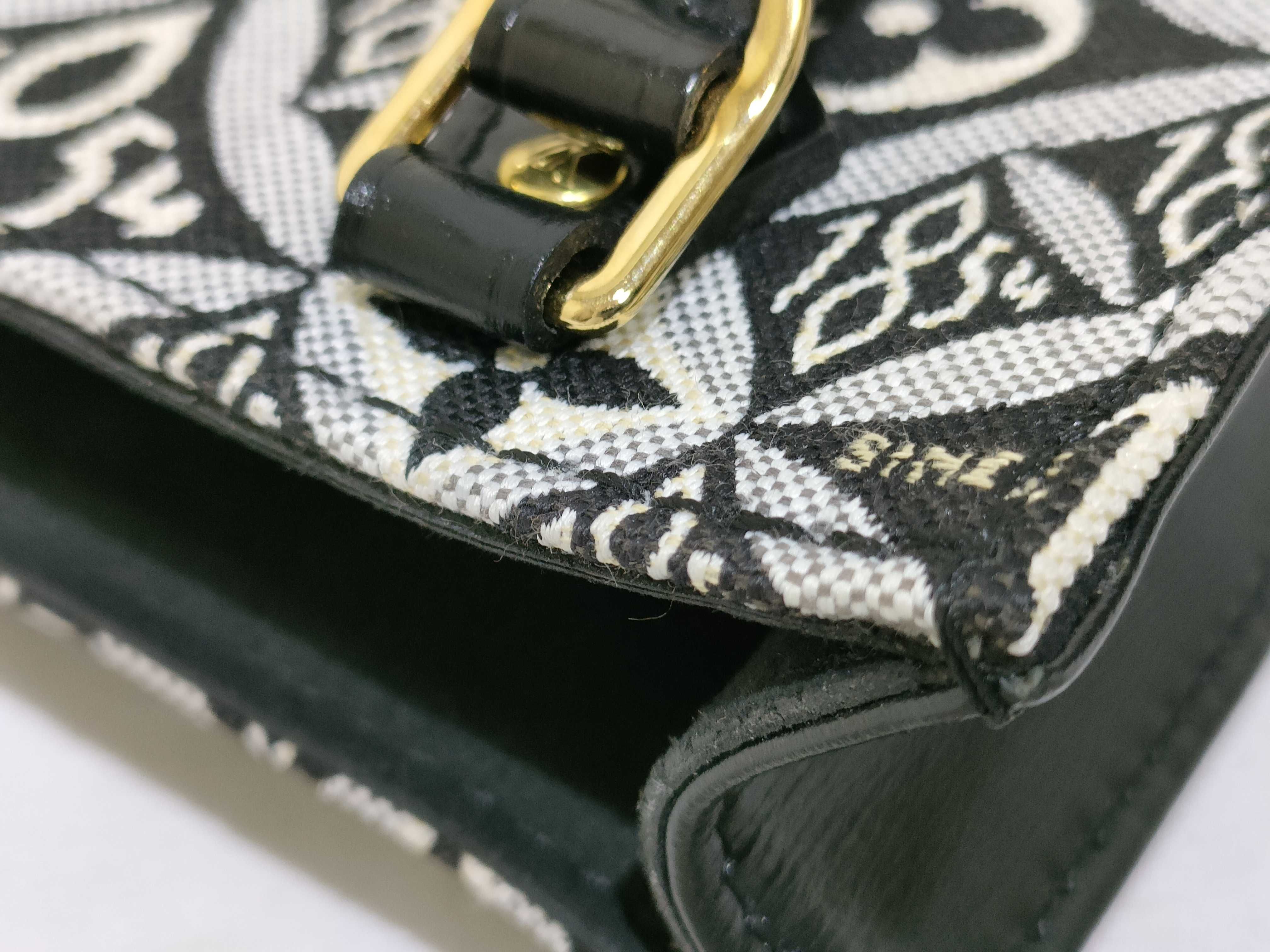Petite Sac Plat 1854 2-way Tote Bag Handbag — view 14