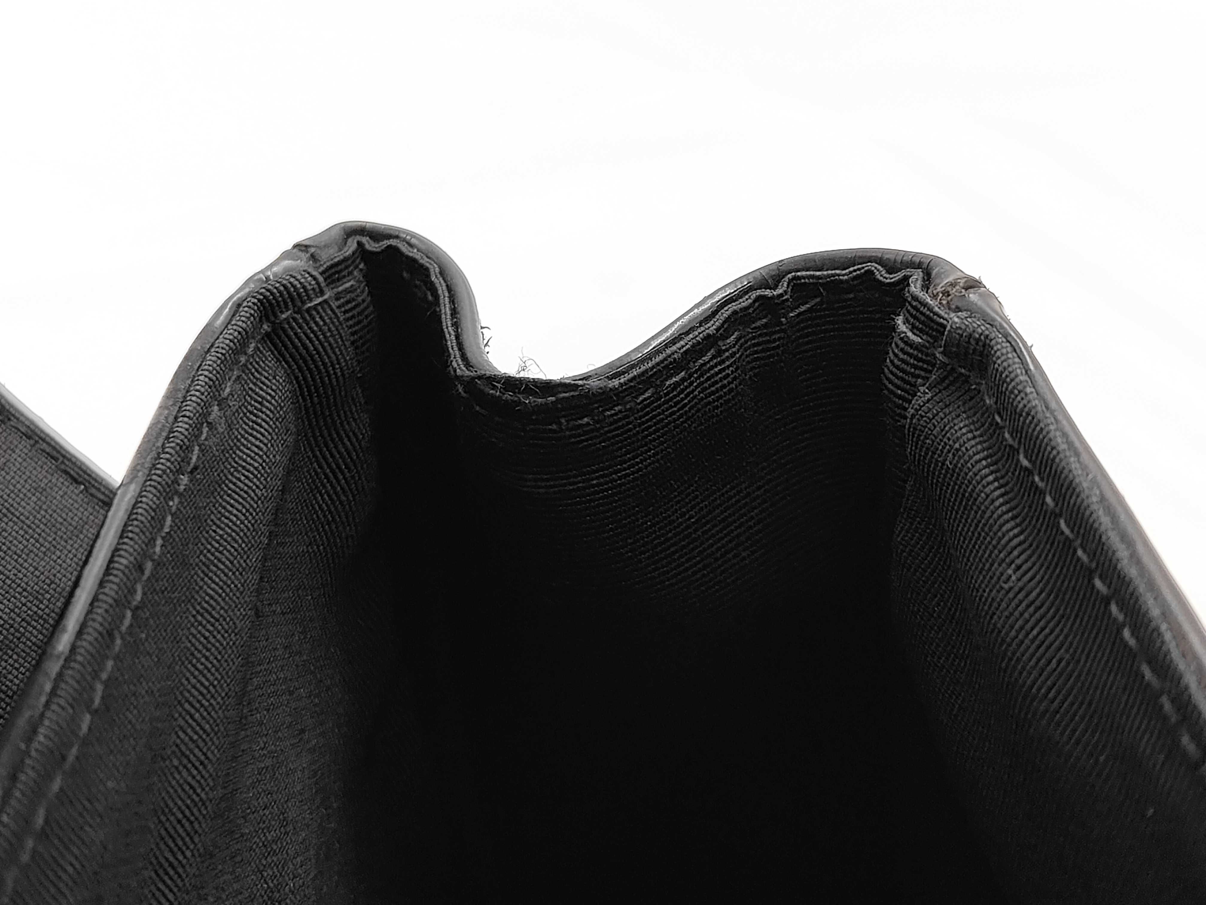 V Turnlock Patent Chain Shoulder Bag — view 8
