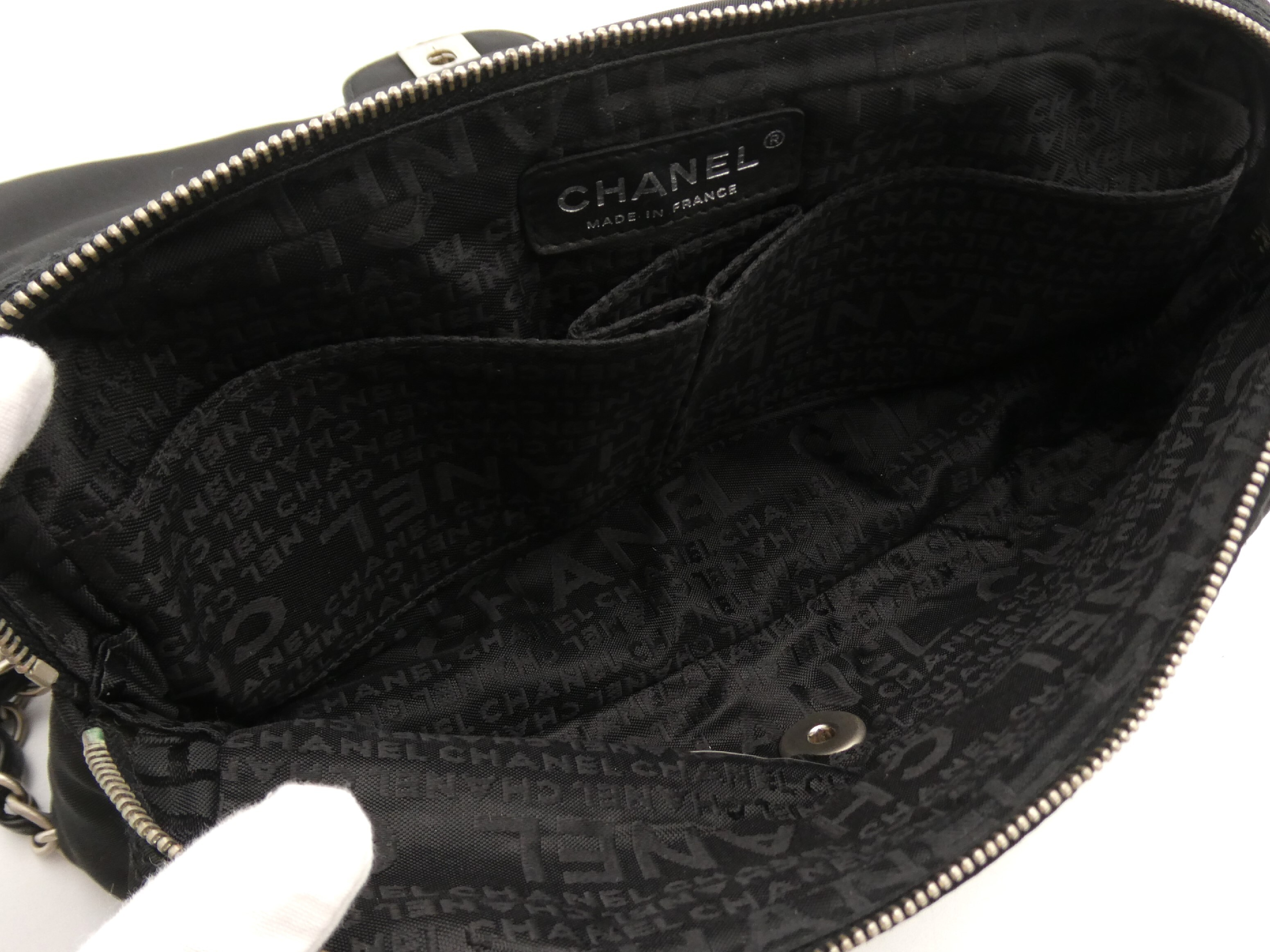 Chocolate Bar Coco Mark Nylon Double Chain Shoulder Bag — view 7