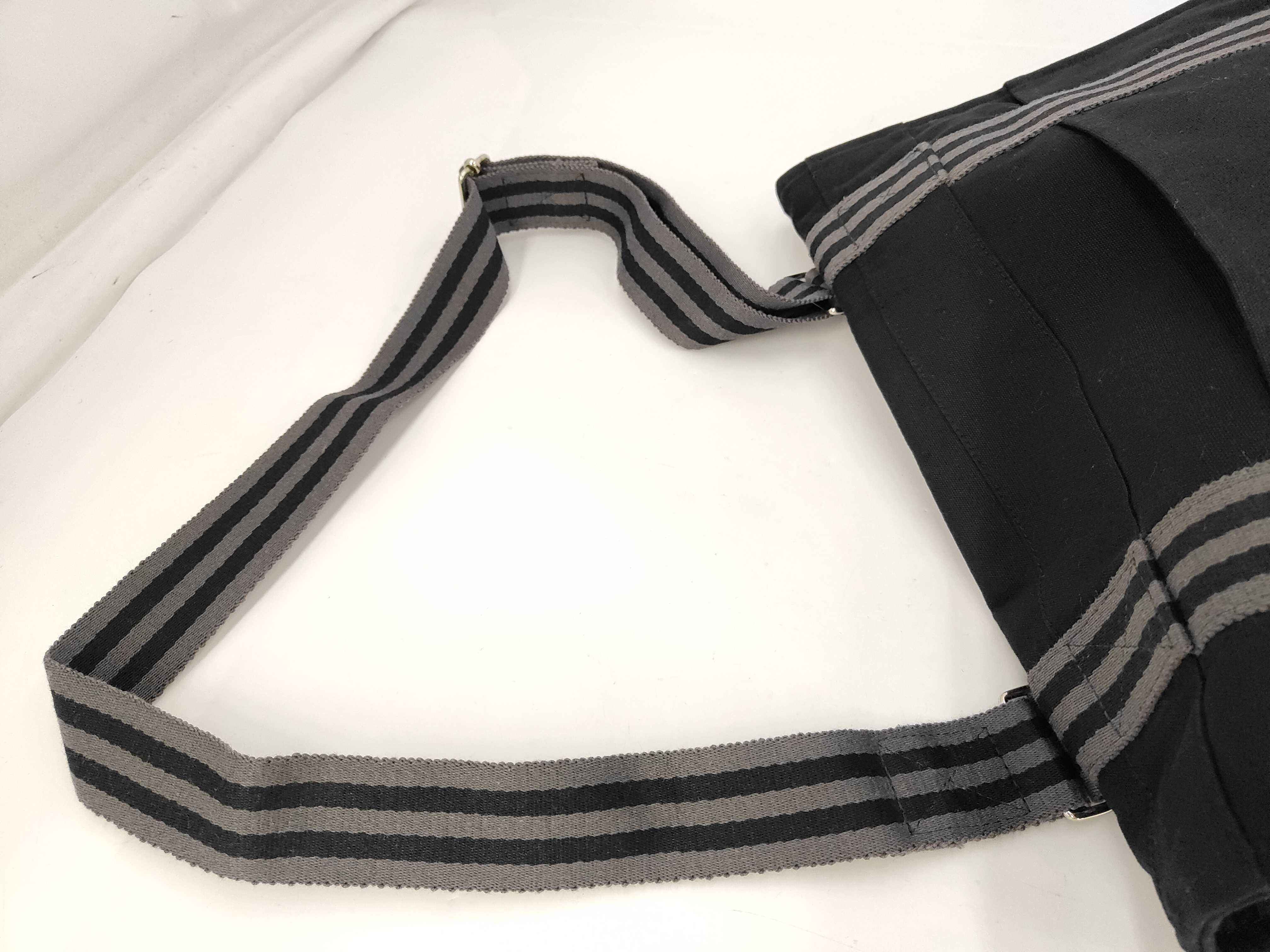 Yale Line Basas Shoulder Bag — view 4