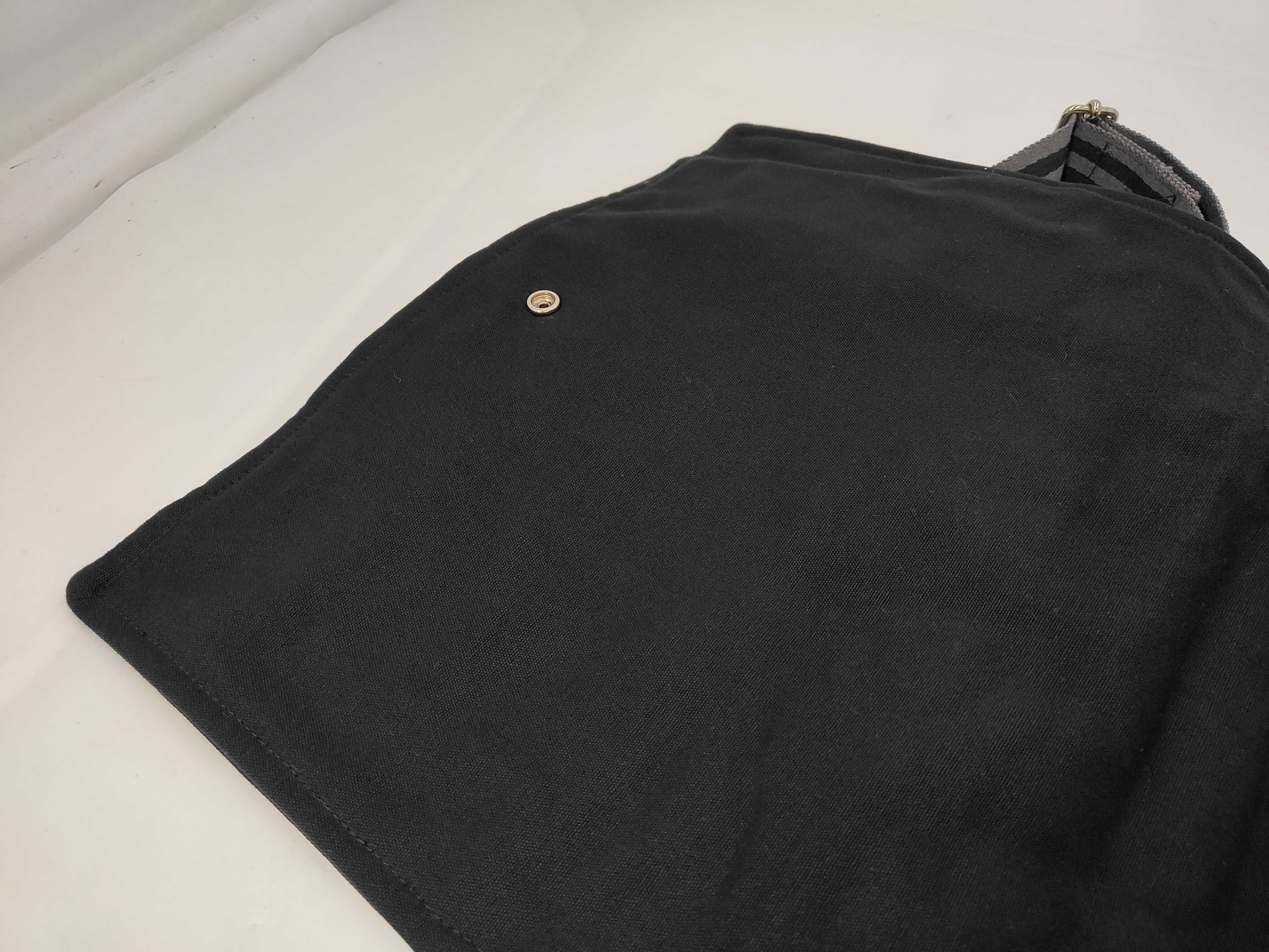 Yale Line Basas Shoulder Bag — view 8
