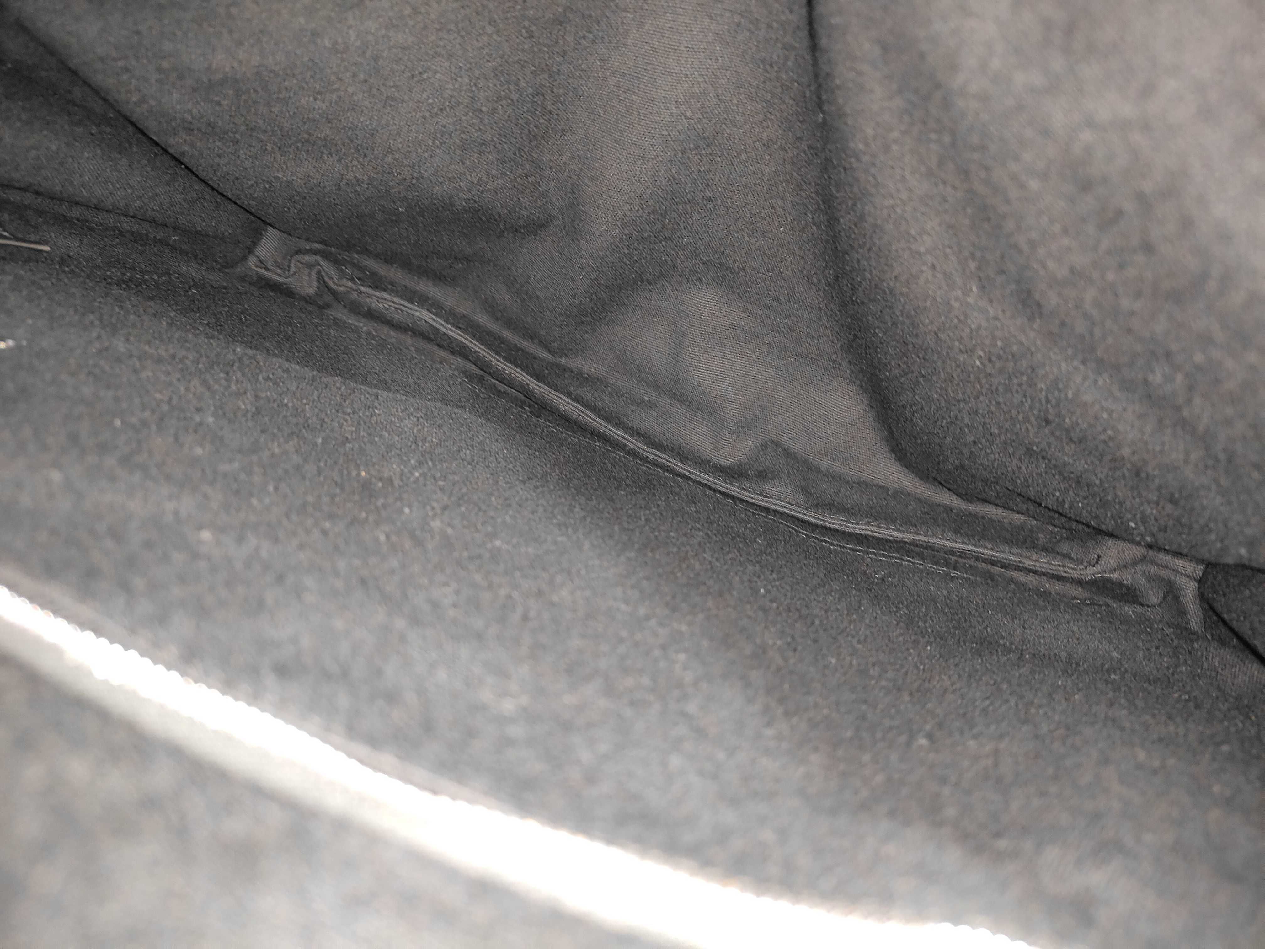 Yale Line Basas Shoulder Bag — view 10