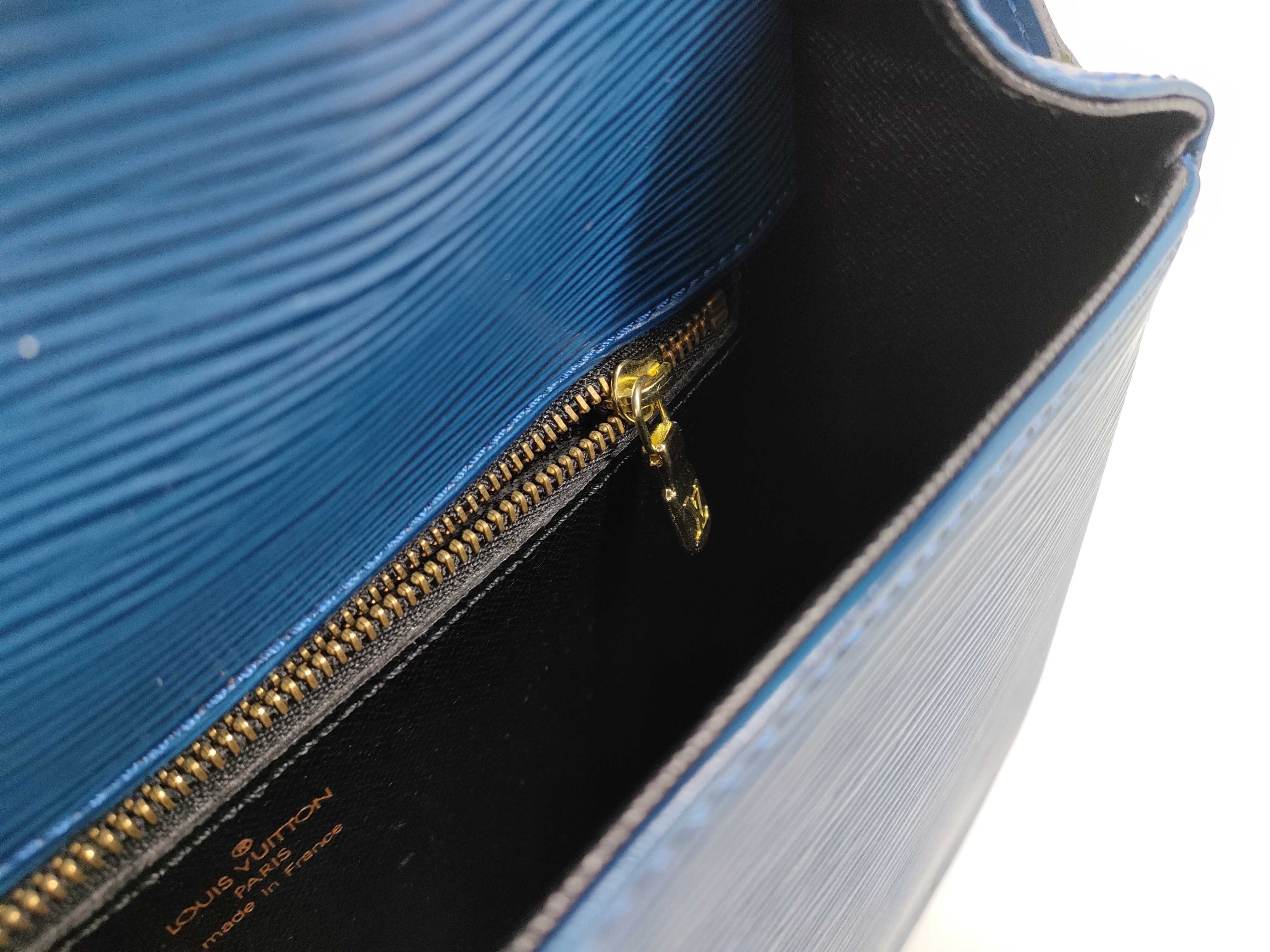 Epi Saint Cloud M52215 Shoulder Bag — view 12