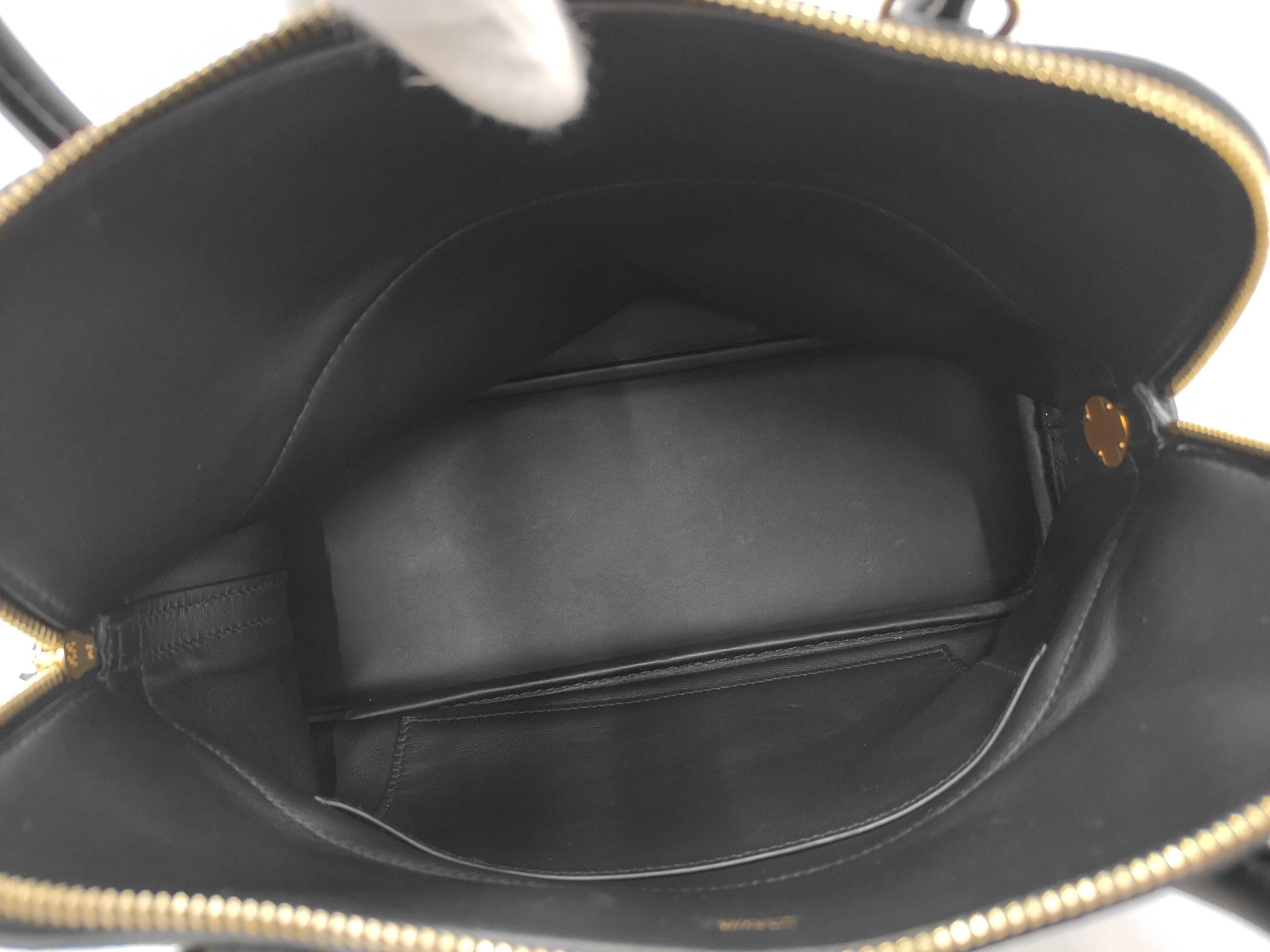 Bolide 31 Taurillon Clemence Leather Black D Stamp Gold Hardware Black Handbag — view 8