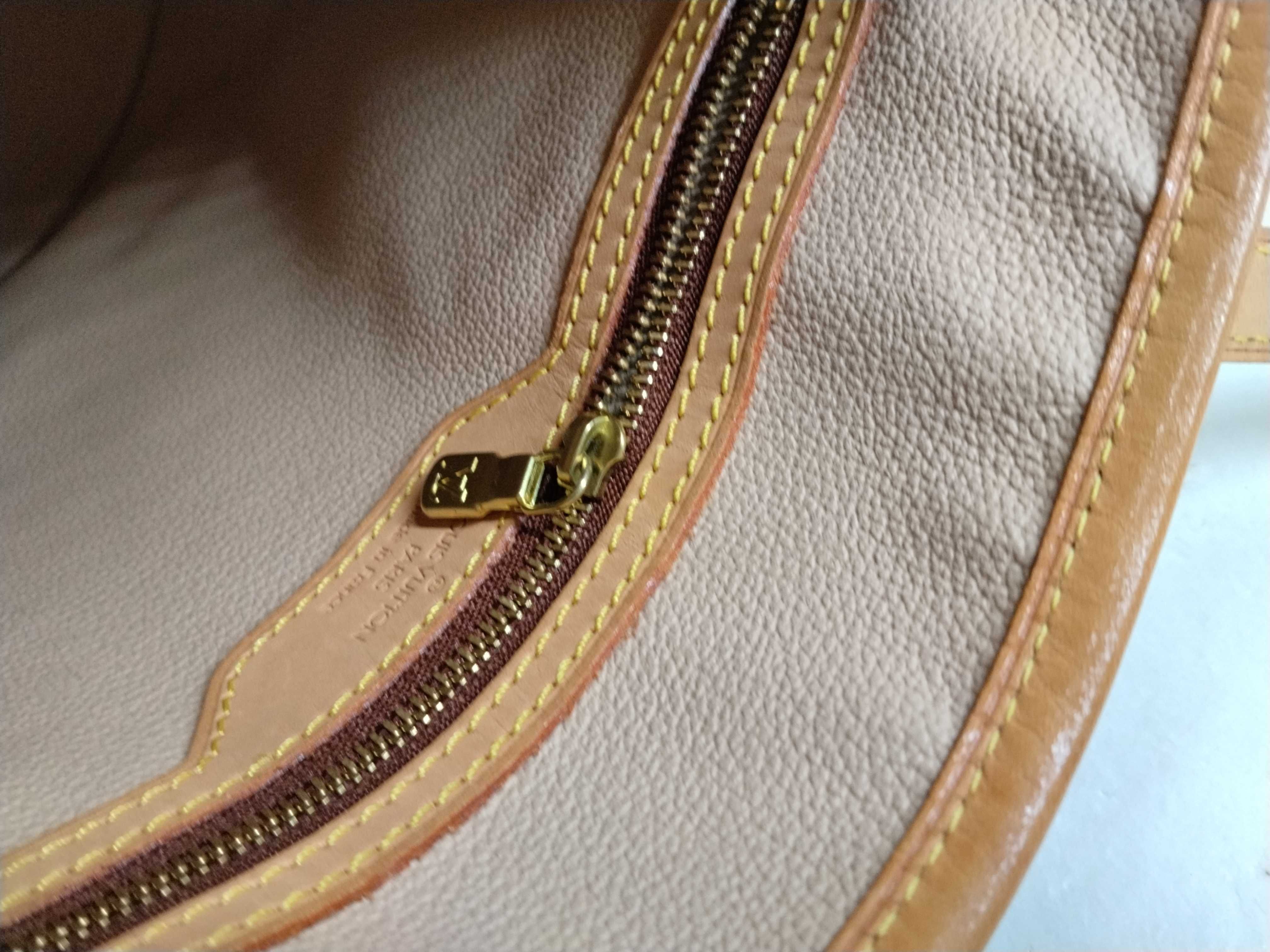 Monogram Bucket PM Shoulder Bag Tote Bag — view 10