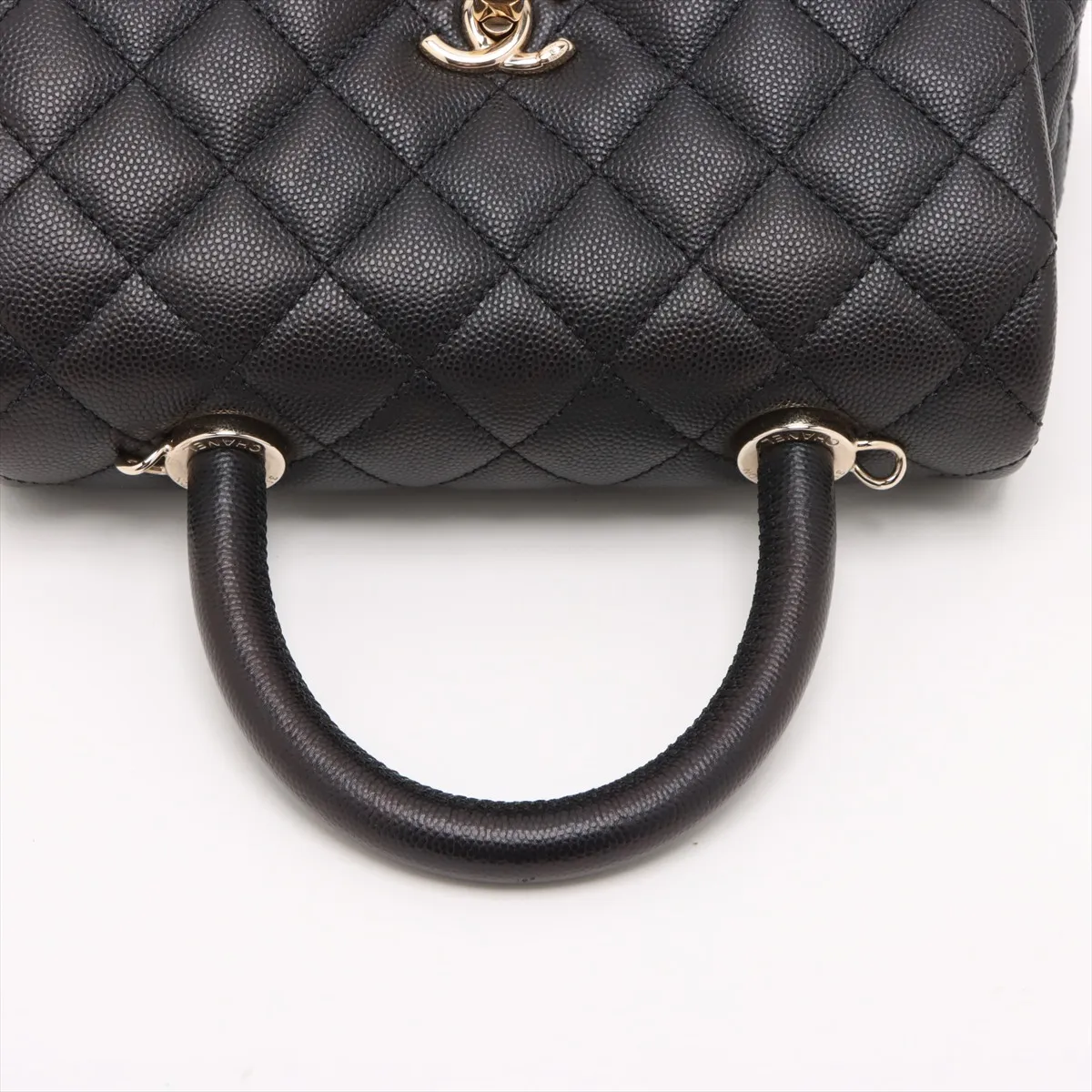 [Individually wrapped] Chanel Coco Handle 24 XS caviar skin 2WAY handbag black gold hardware 29916145 29th series A92990 — view 5