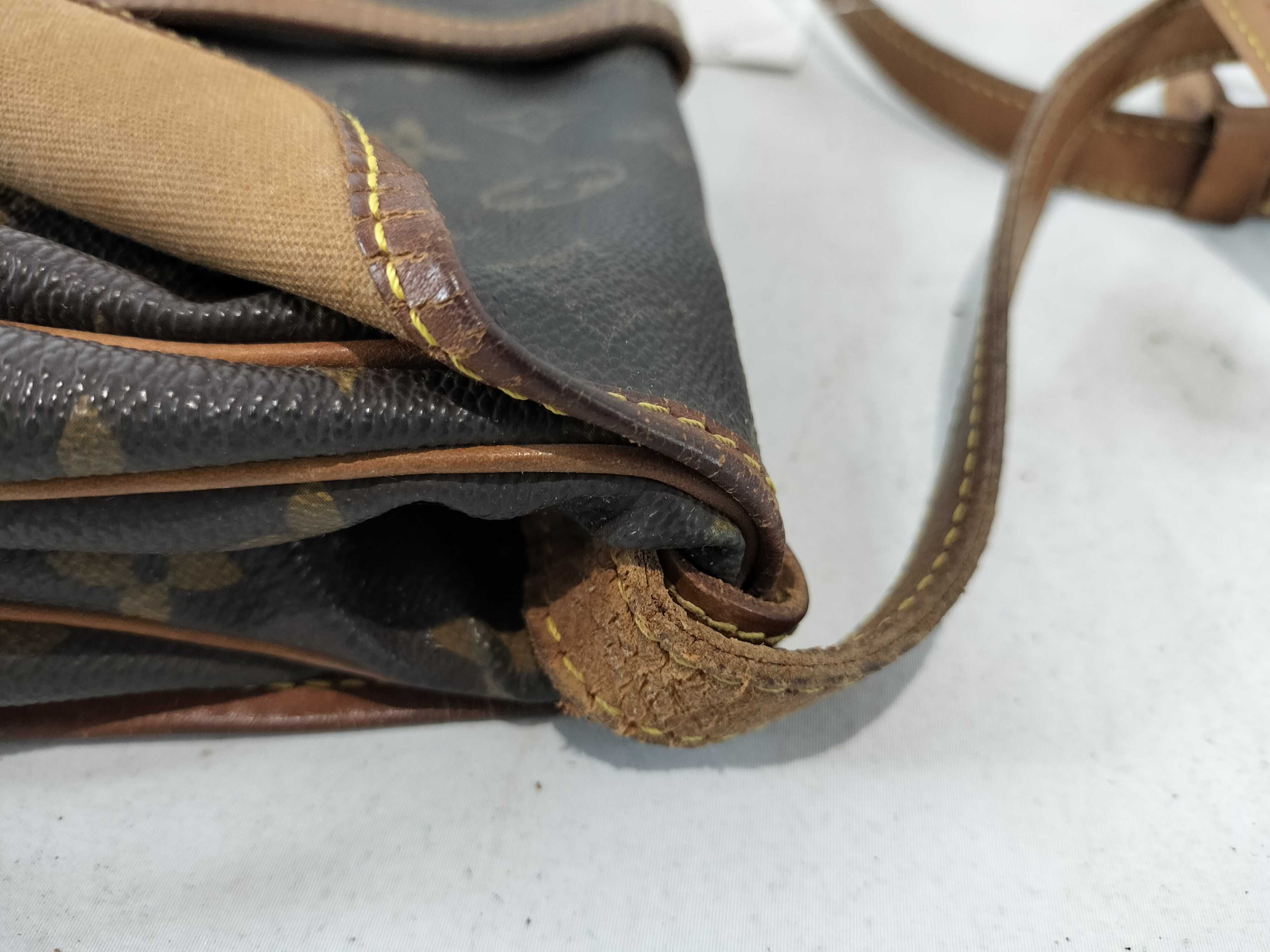 Monogram M42256 Saumur 30 Shoulder Bag — view 5