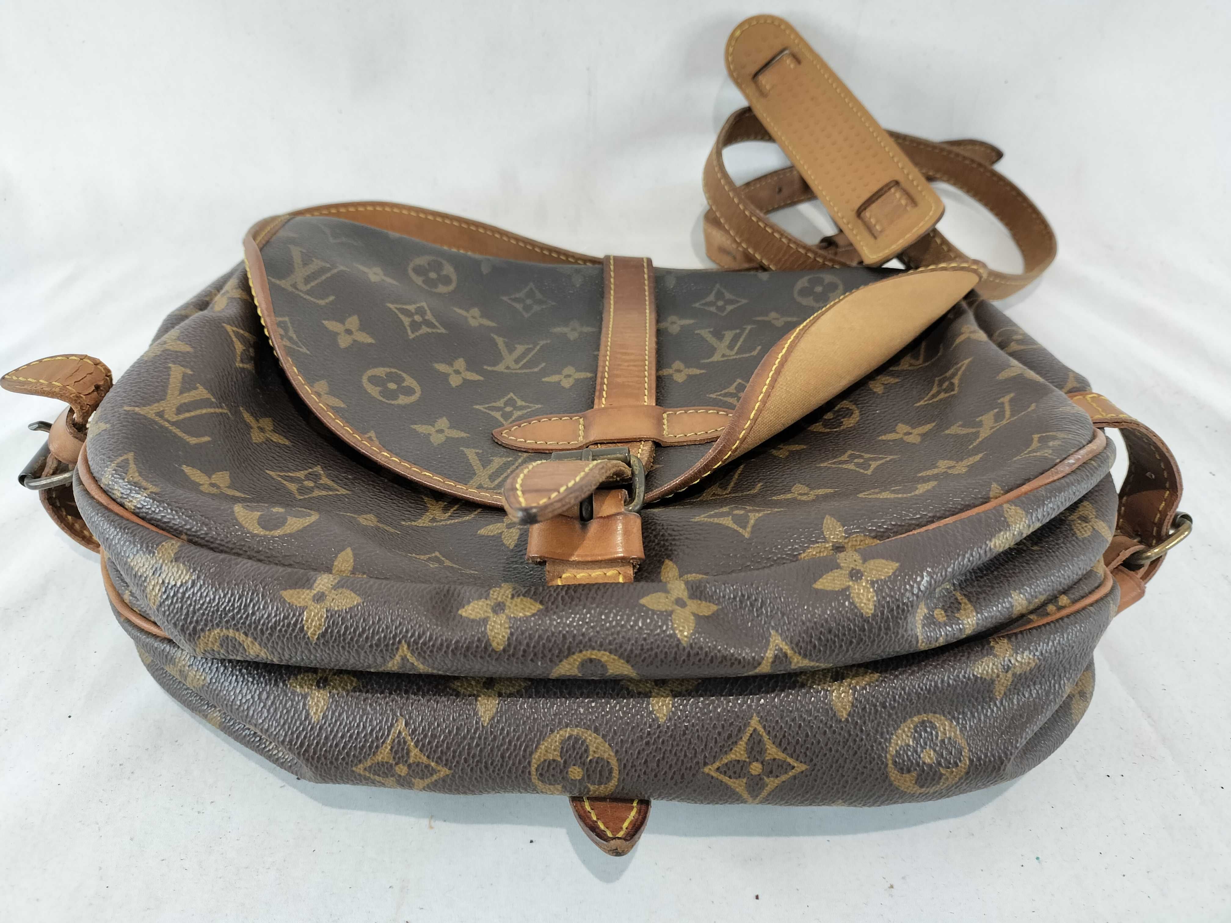 Monogram M42256 Saumur 30 Shoulder Bag — view 7