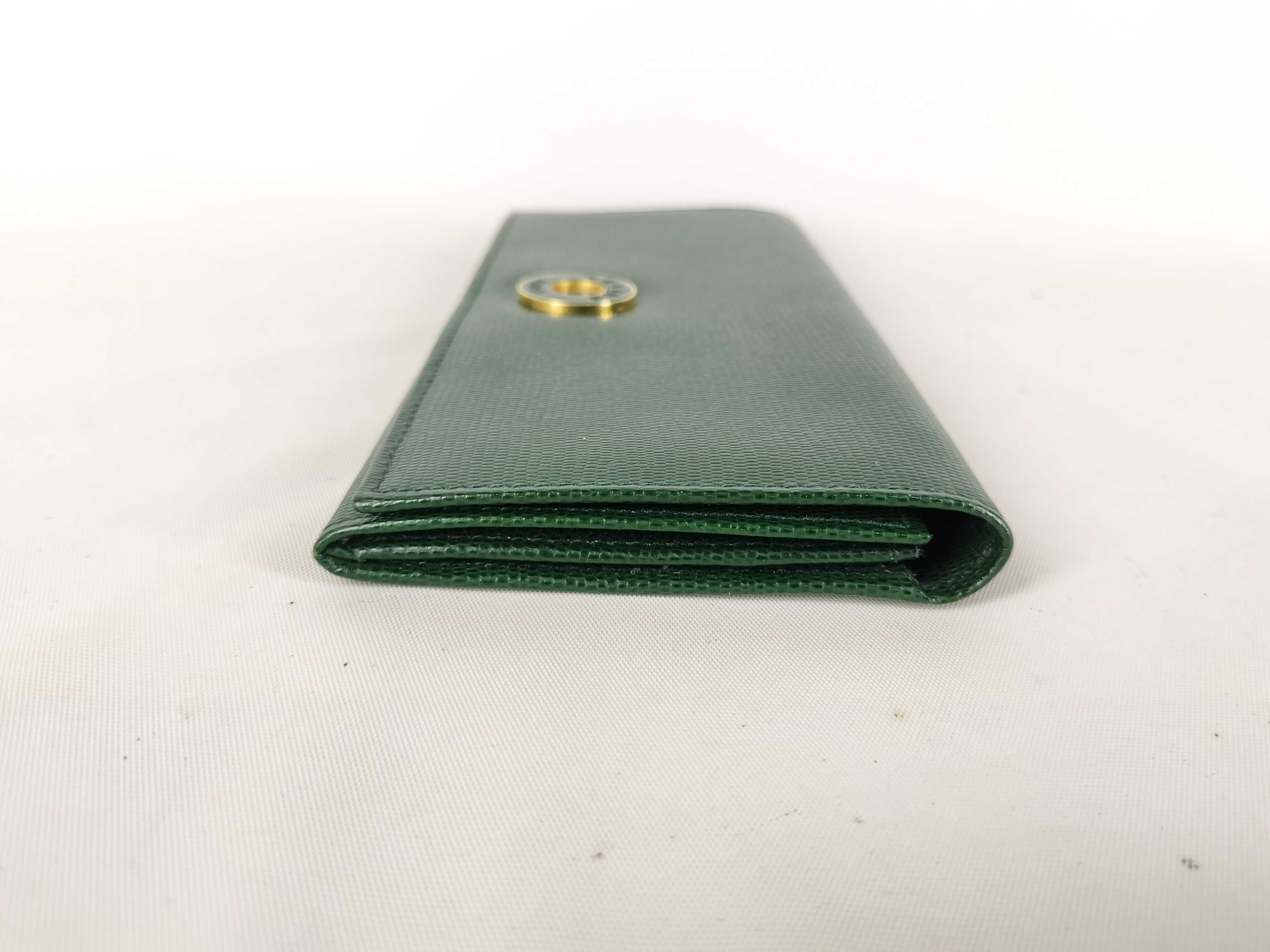 Circle Logo Wallet — view 4