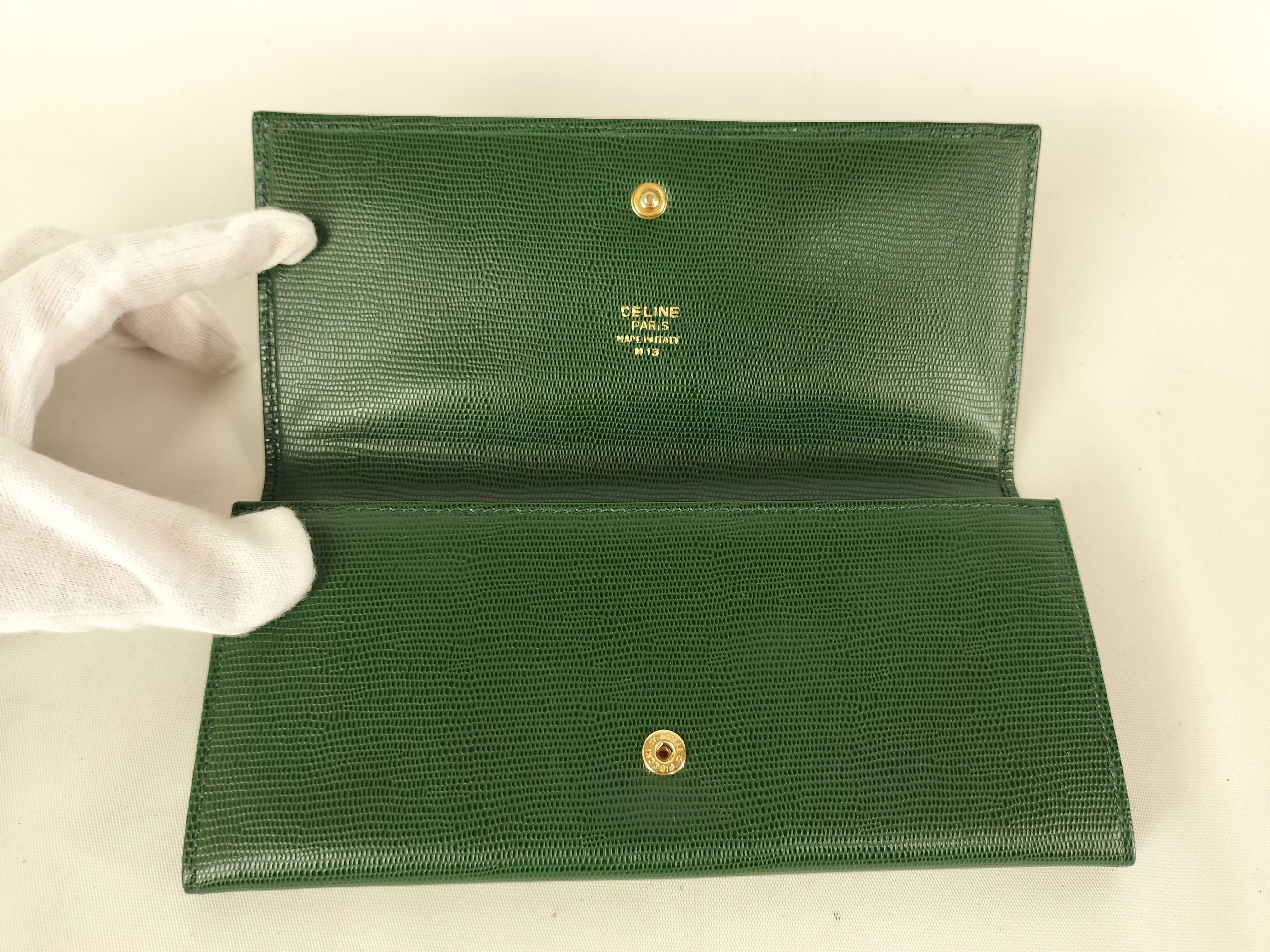 Circle Logo Wallet — view 6
