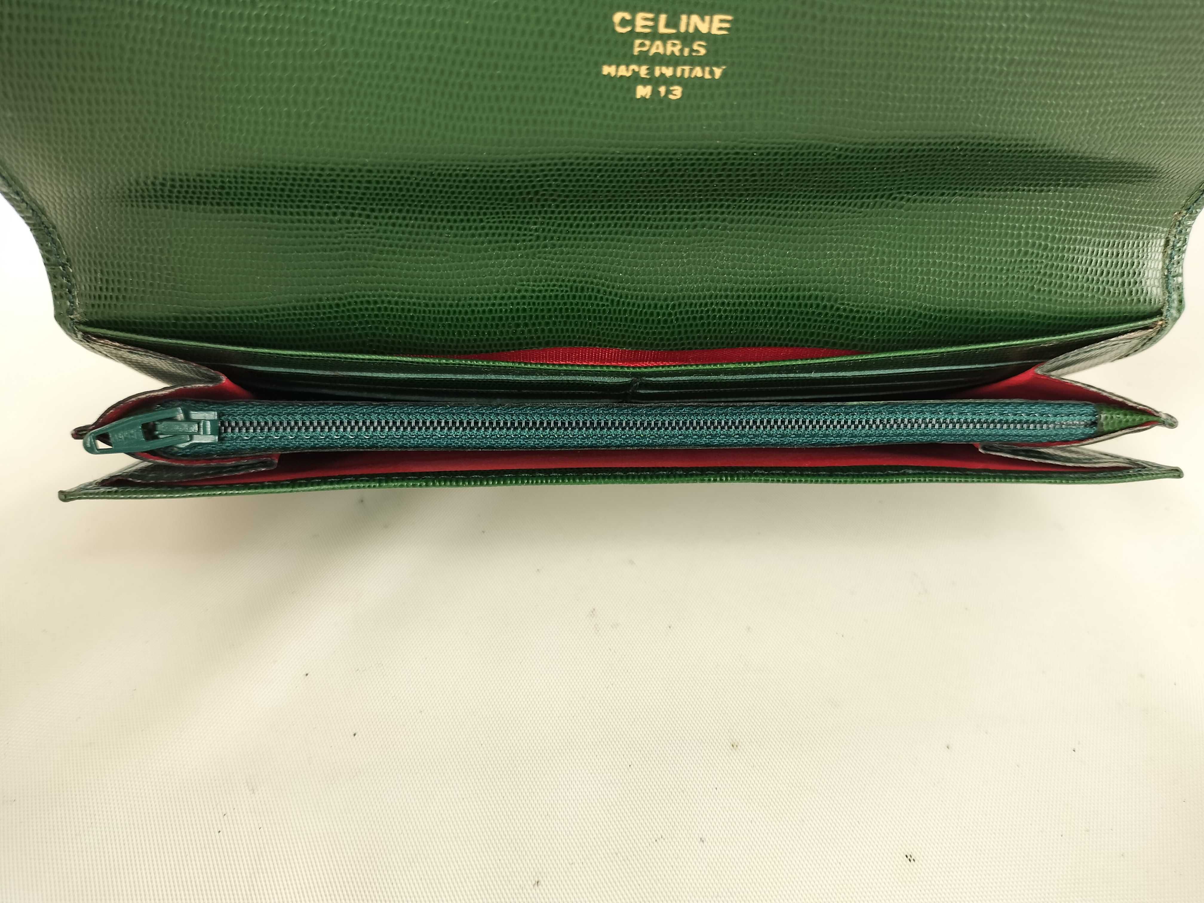 Circle Logo Wallet — view 8