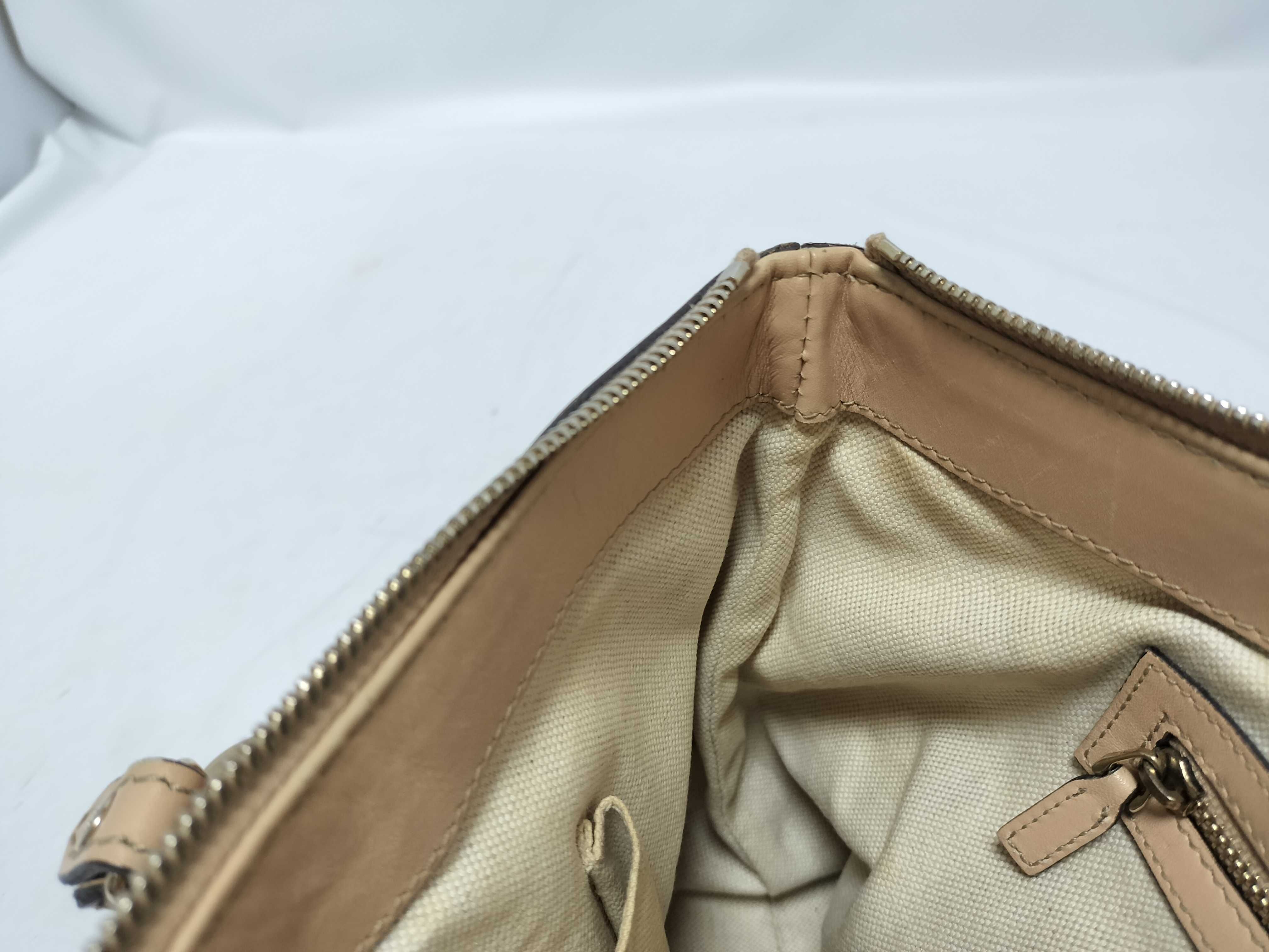GG Canvas Gucci Hand Tote Bag — view 13