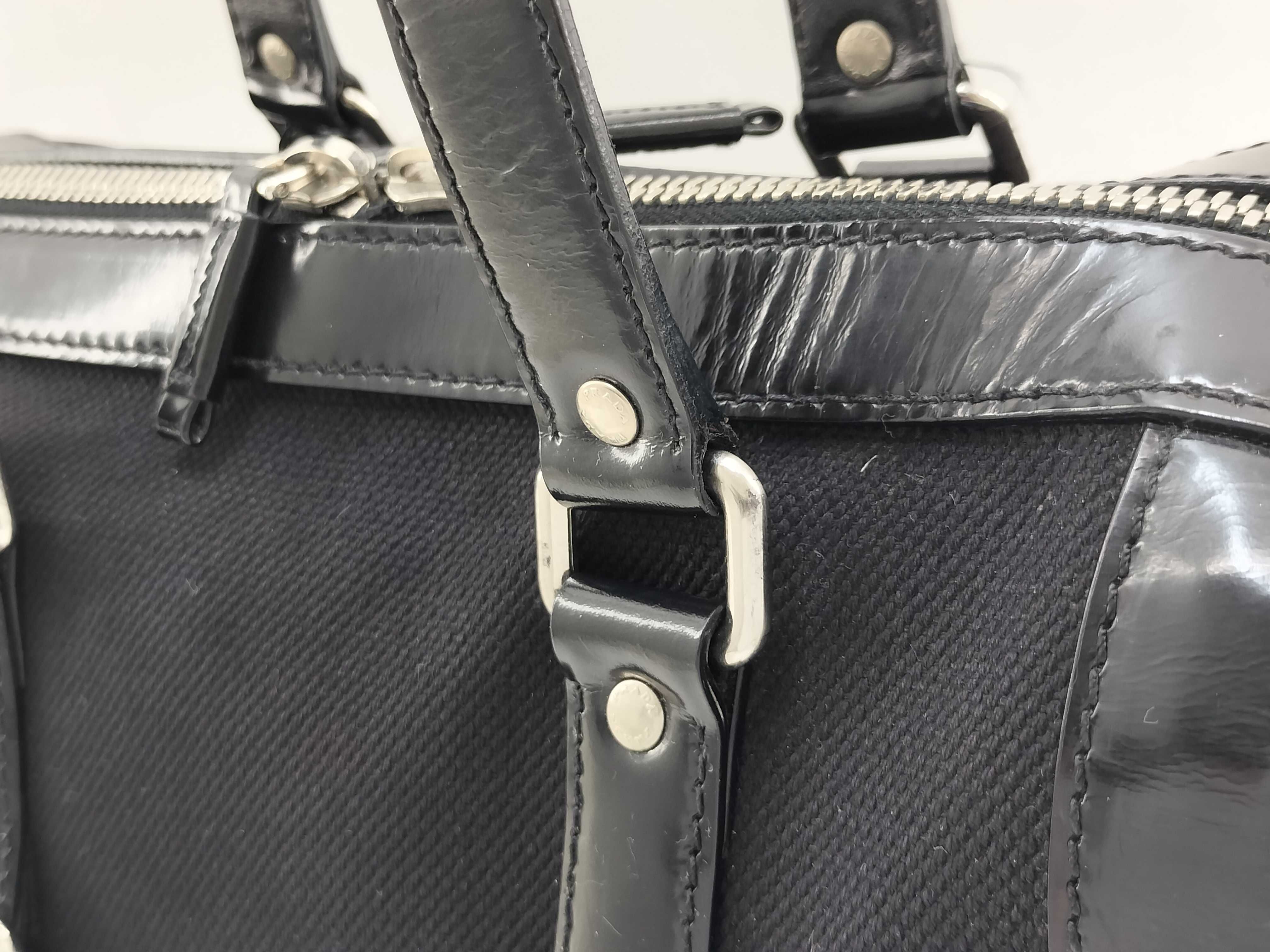 triangle plate handbag tote bag black handbag — view 3