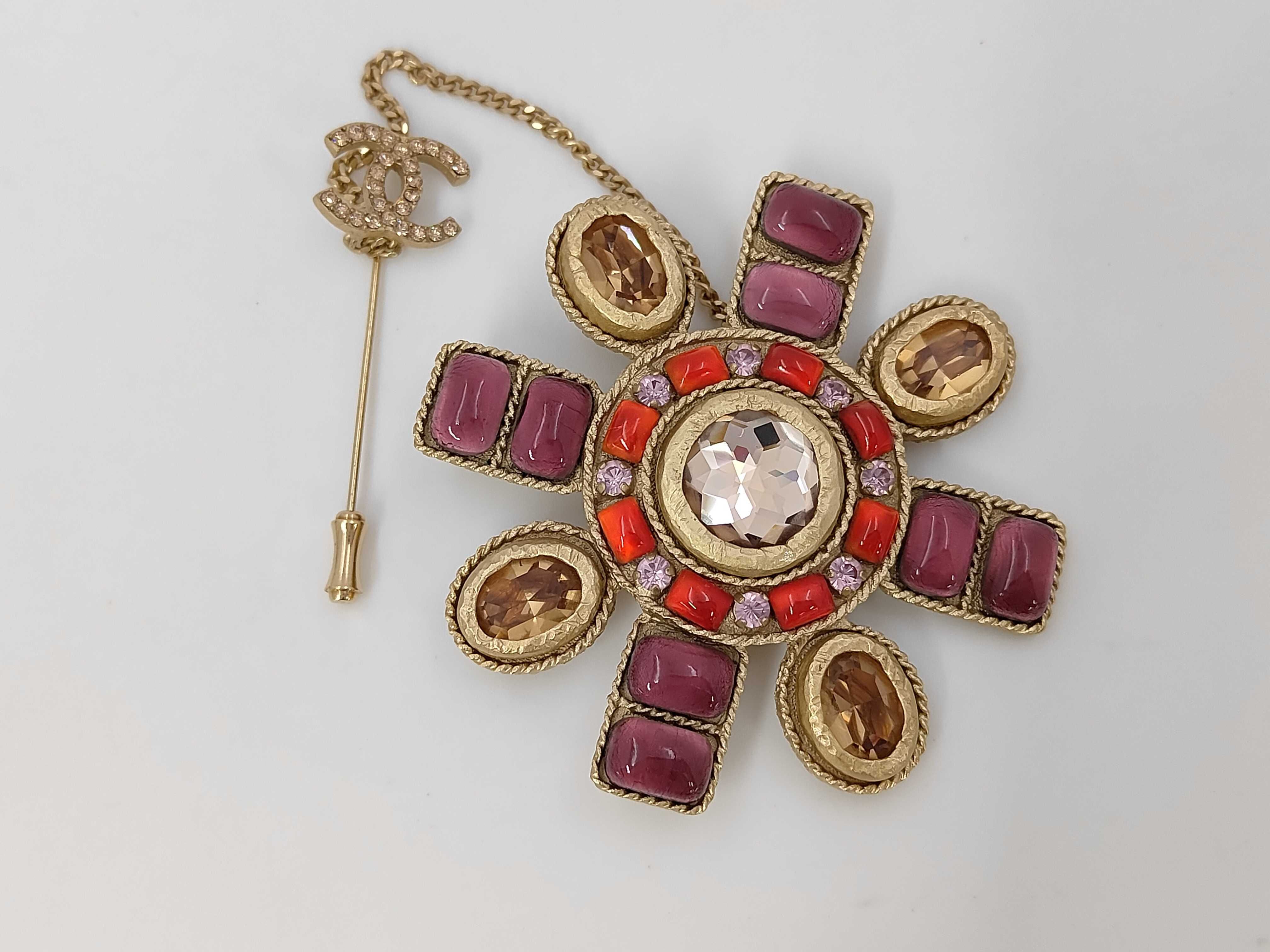 Coco Mark Bijou Gripoix Brooch 02/P Brooch