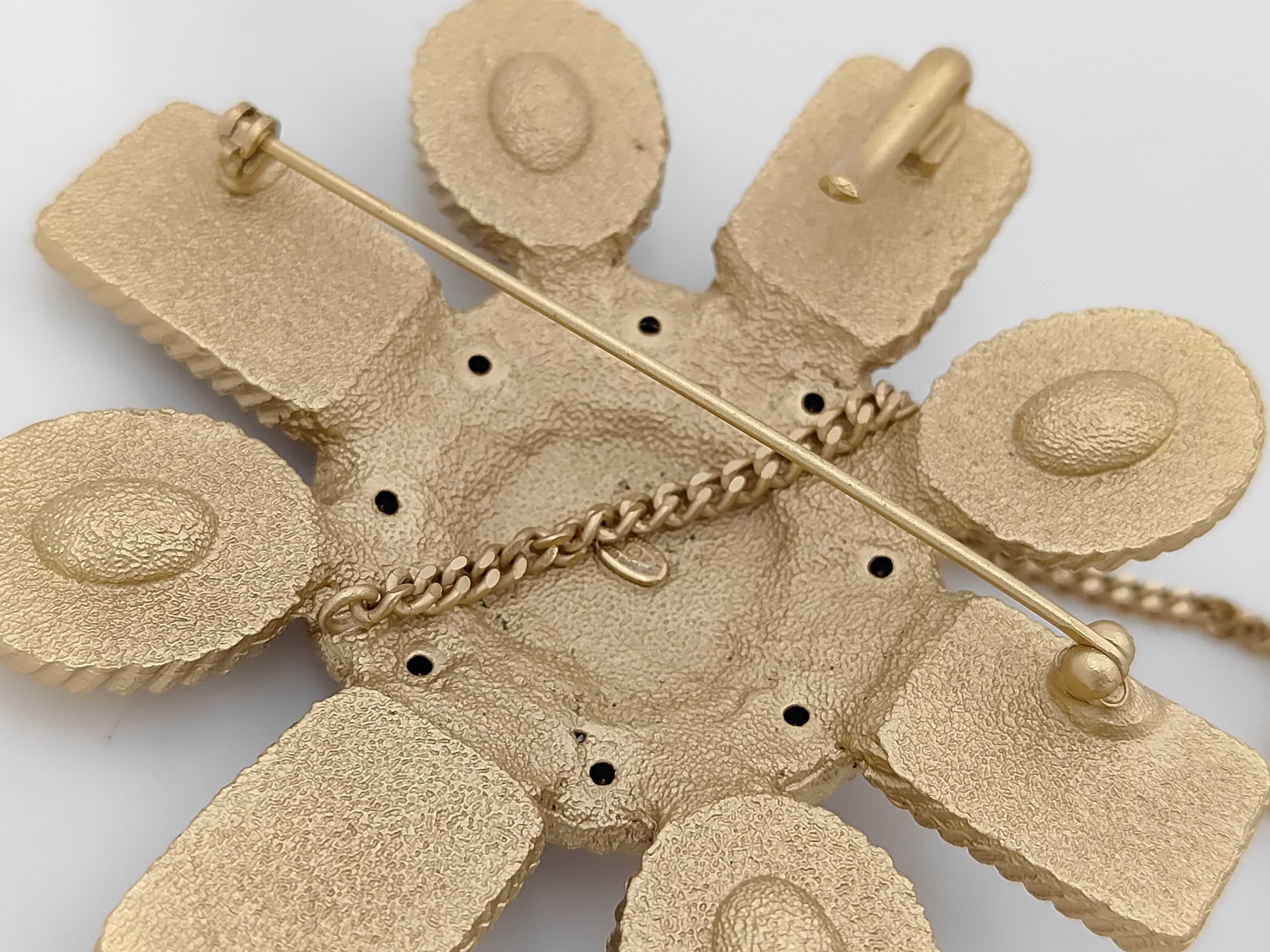 Coco Mark Bijou Gripoix Brooch 02/P Brooch — view 3