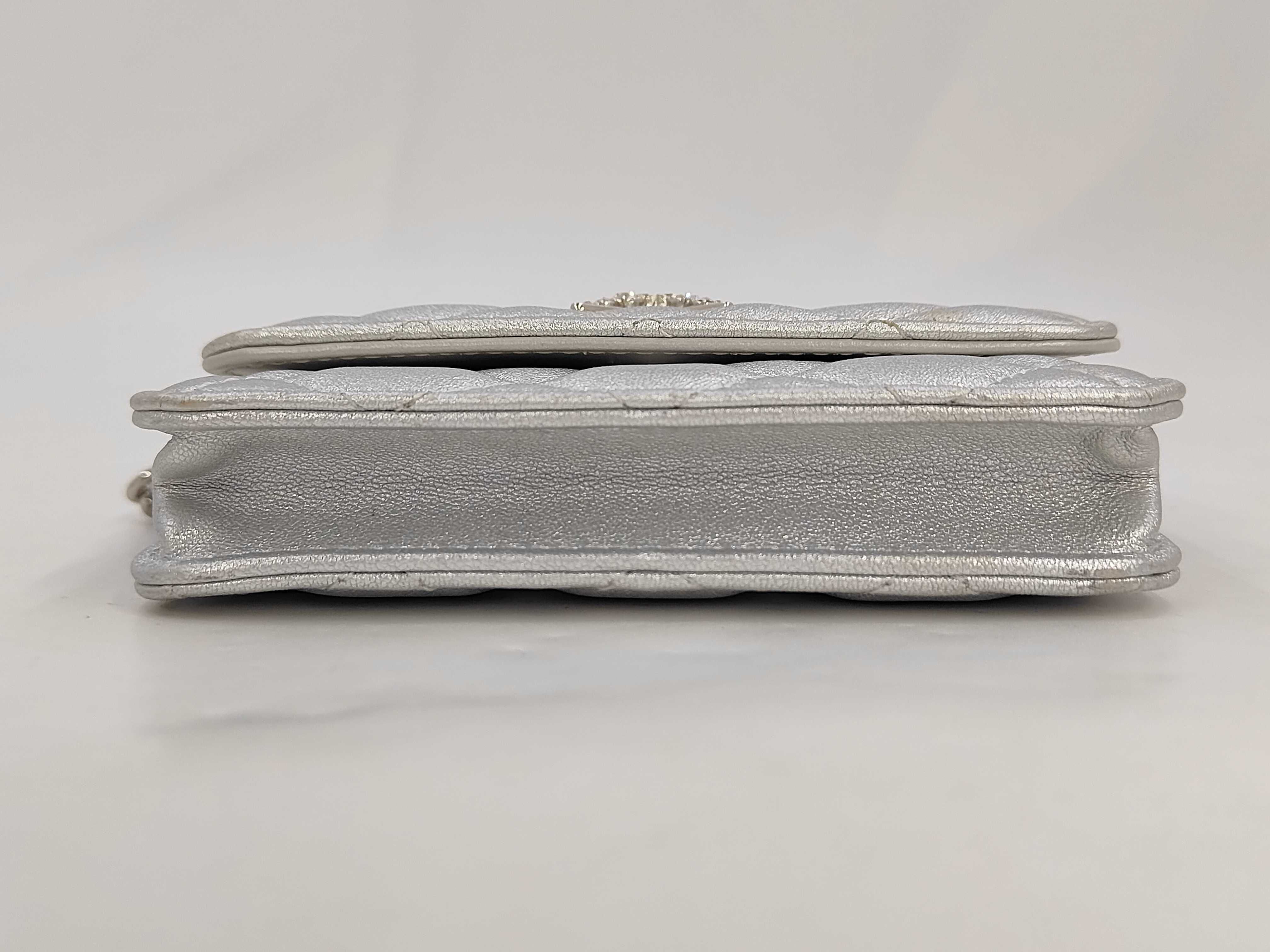 Chain Shoulder Bag — view 3