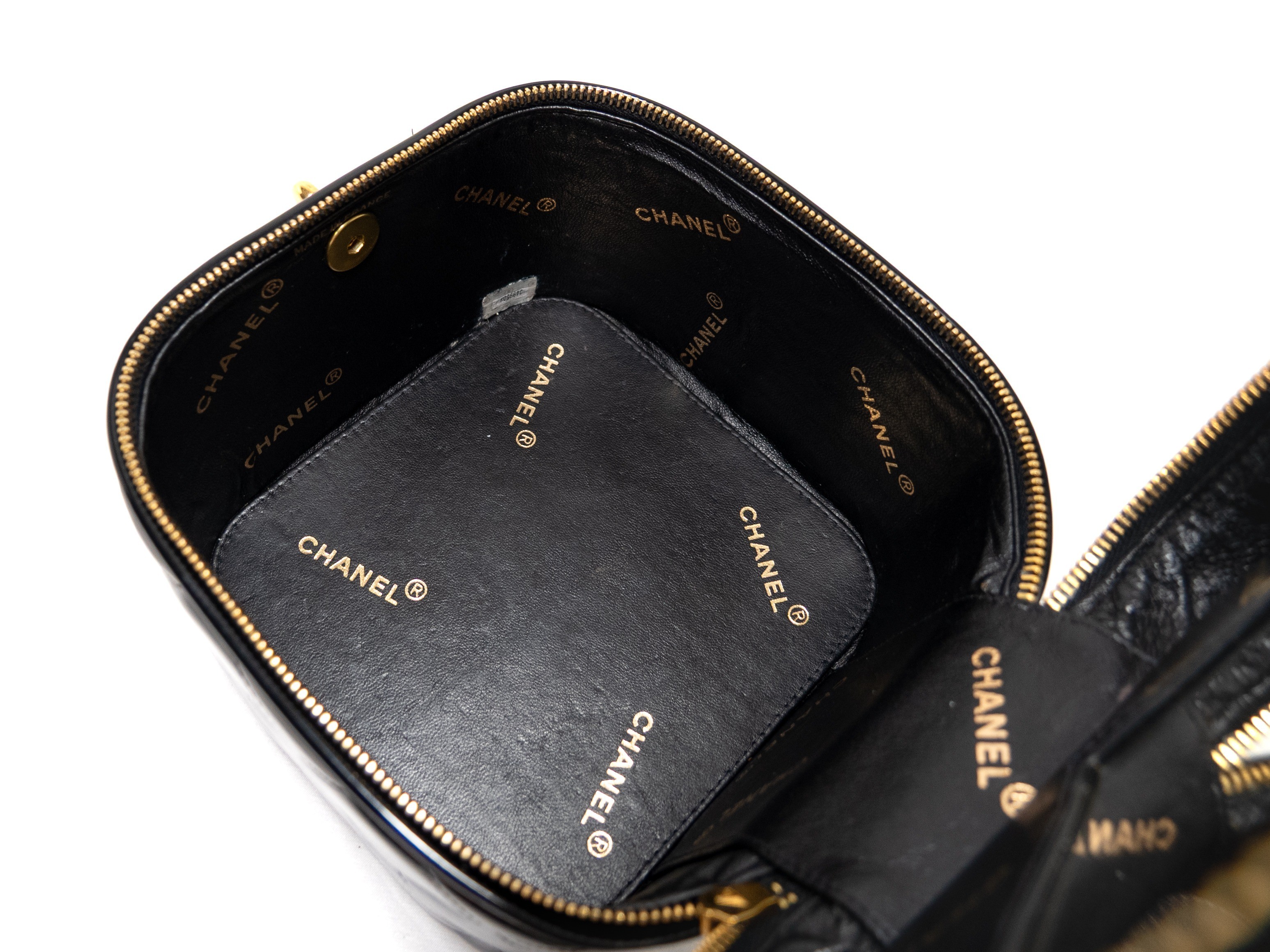 Patent leather vanity case — view 11