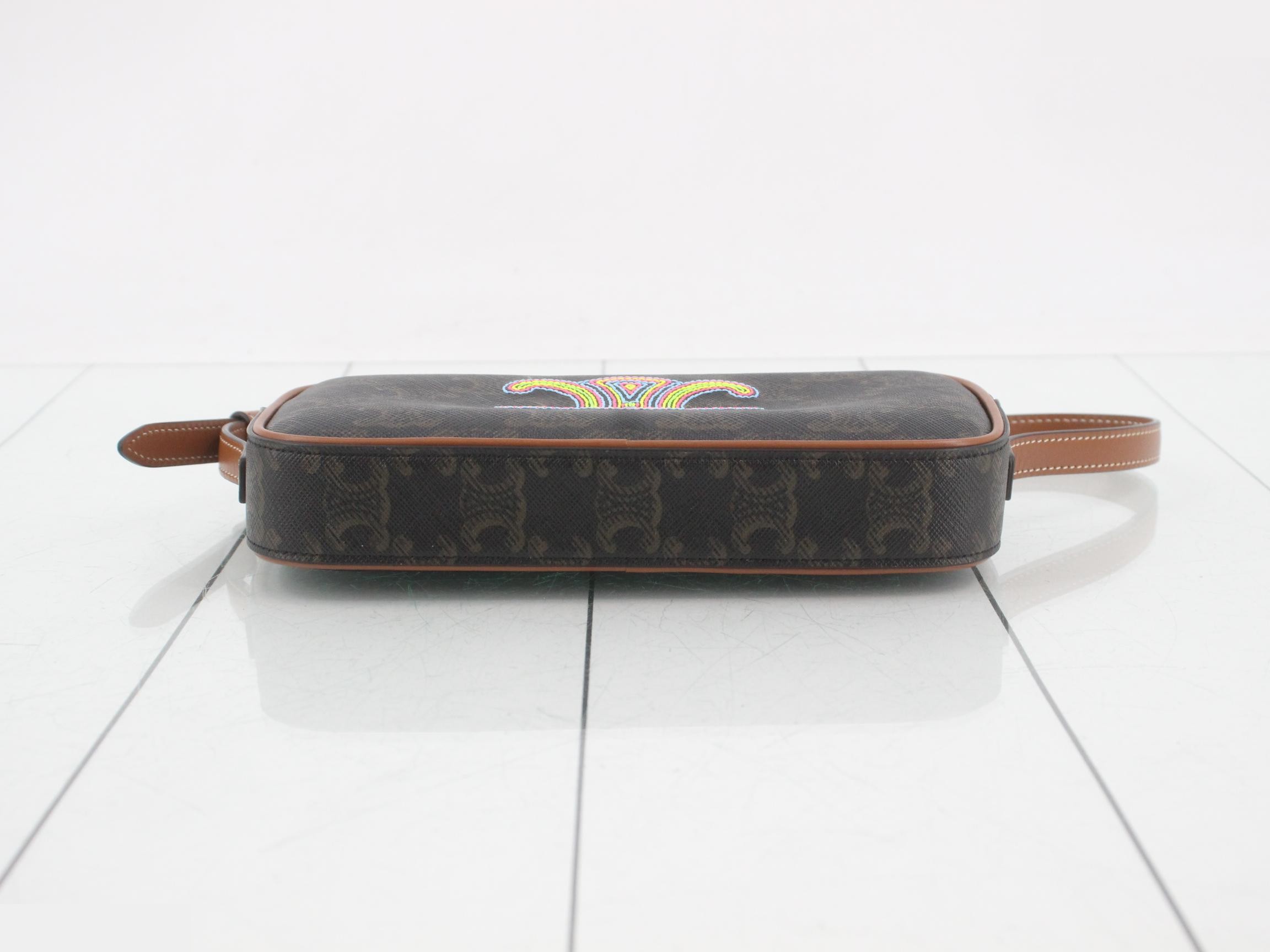 Other lines: Bags, Shoulder Bags, Camera Bags — view 3